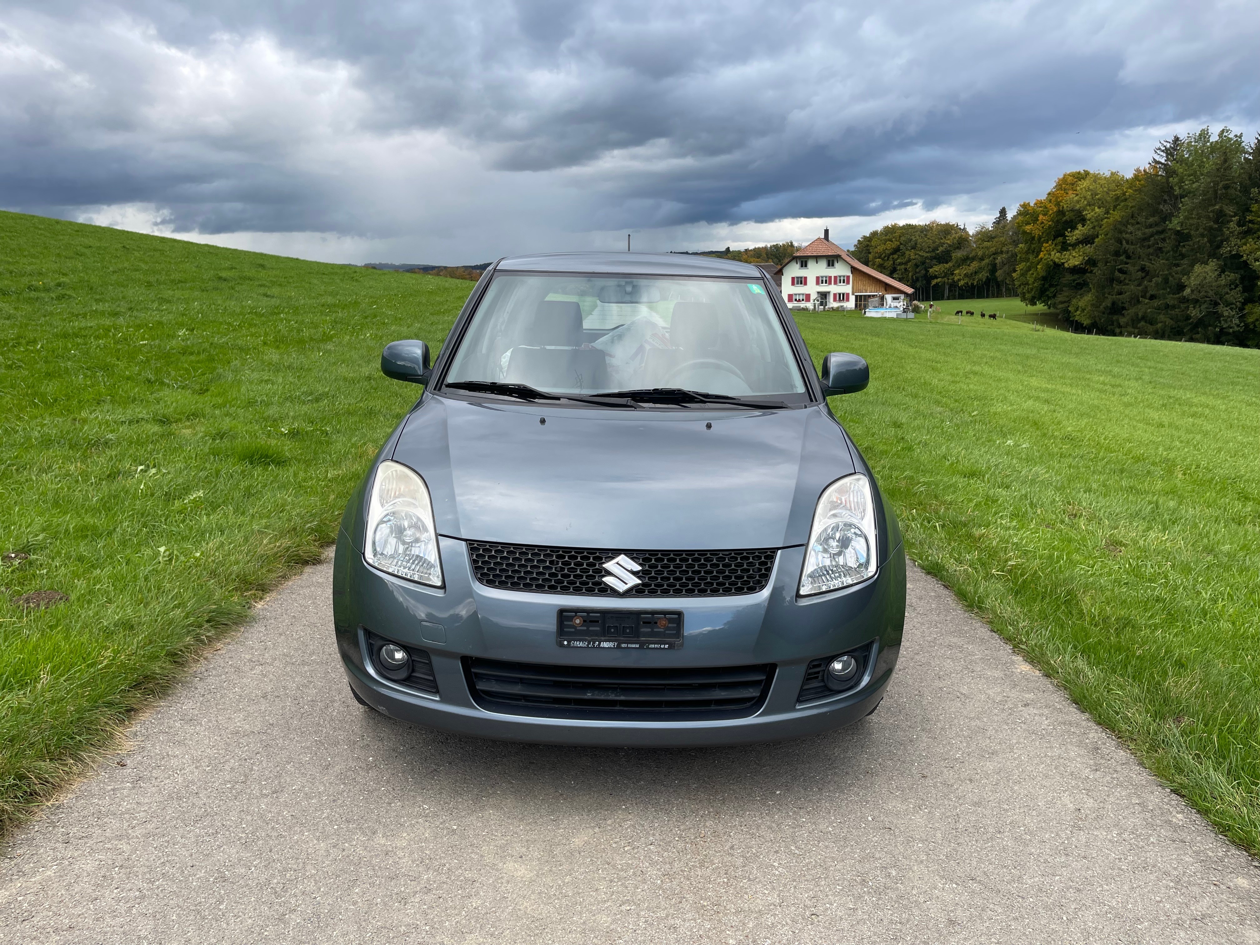 SUZUKI Swift 1.3i 16V GL Top 4x4