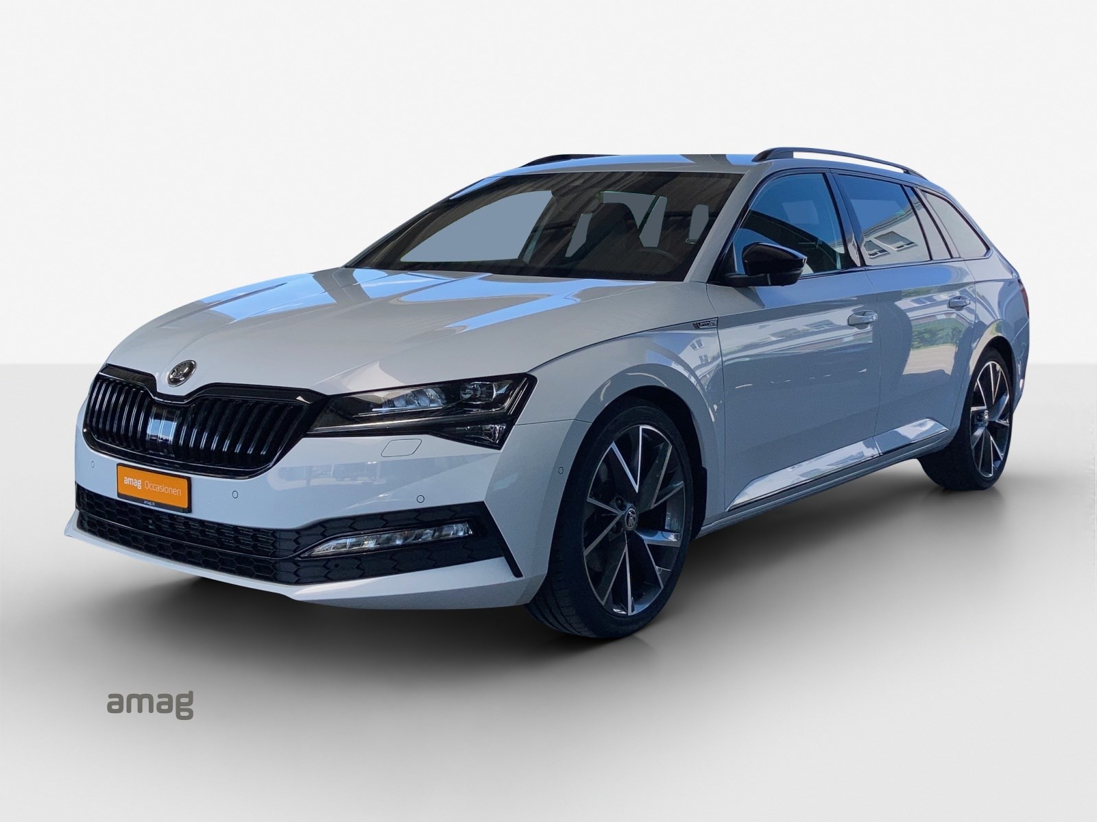 SKODA Superb Combi 2.0 TDi SportLine 4x4 DSG