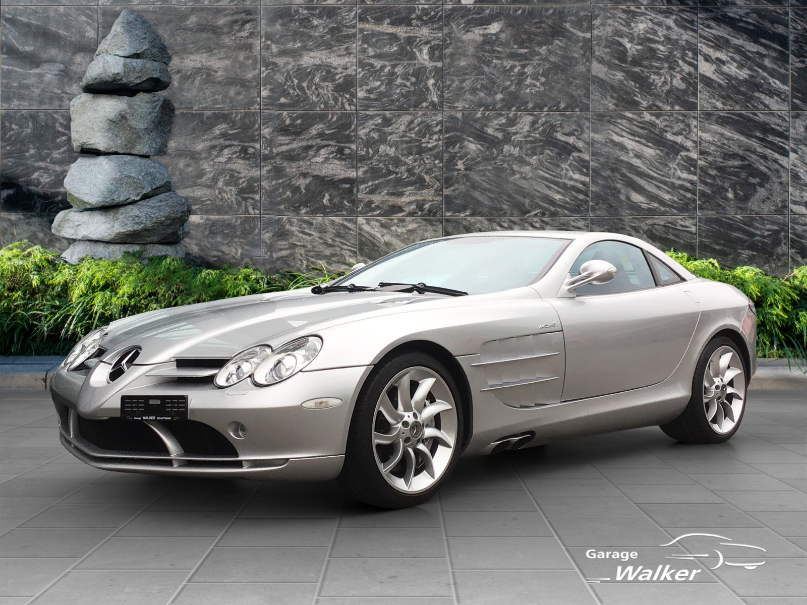 MERCEDES-BENZ Mercedes-Benz SLR McLaren