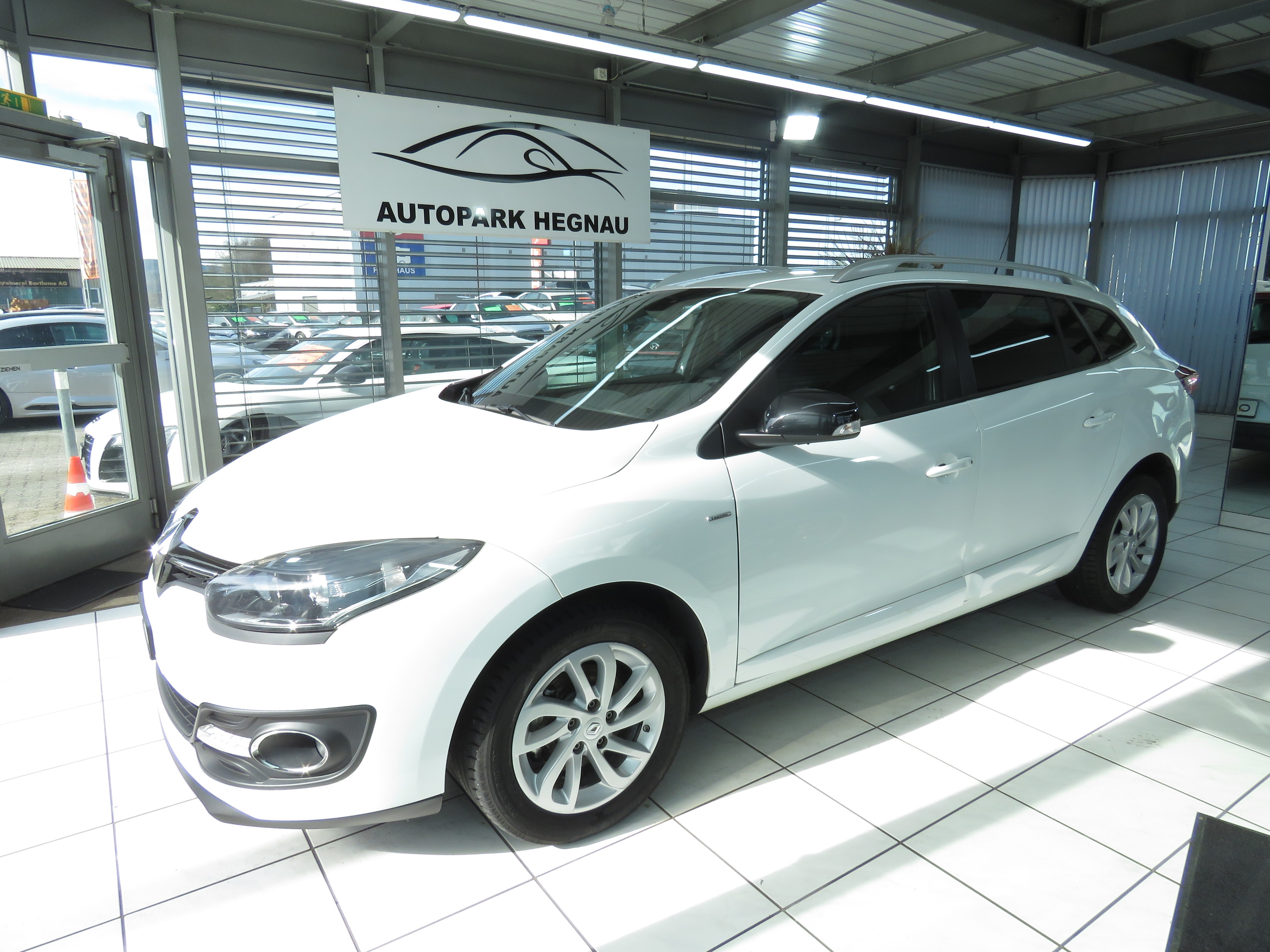 RENAULT Mégane Grandtour 1.2 16V Turbo Limited EDC