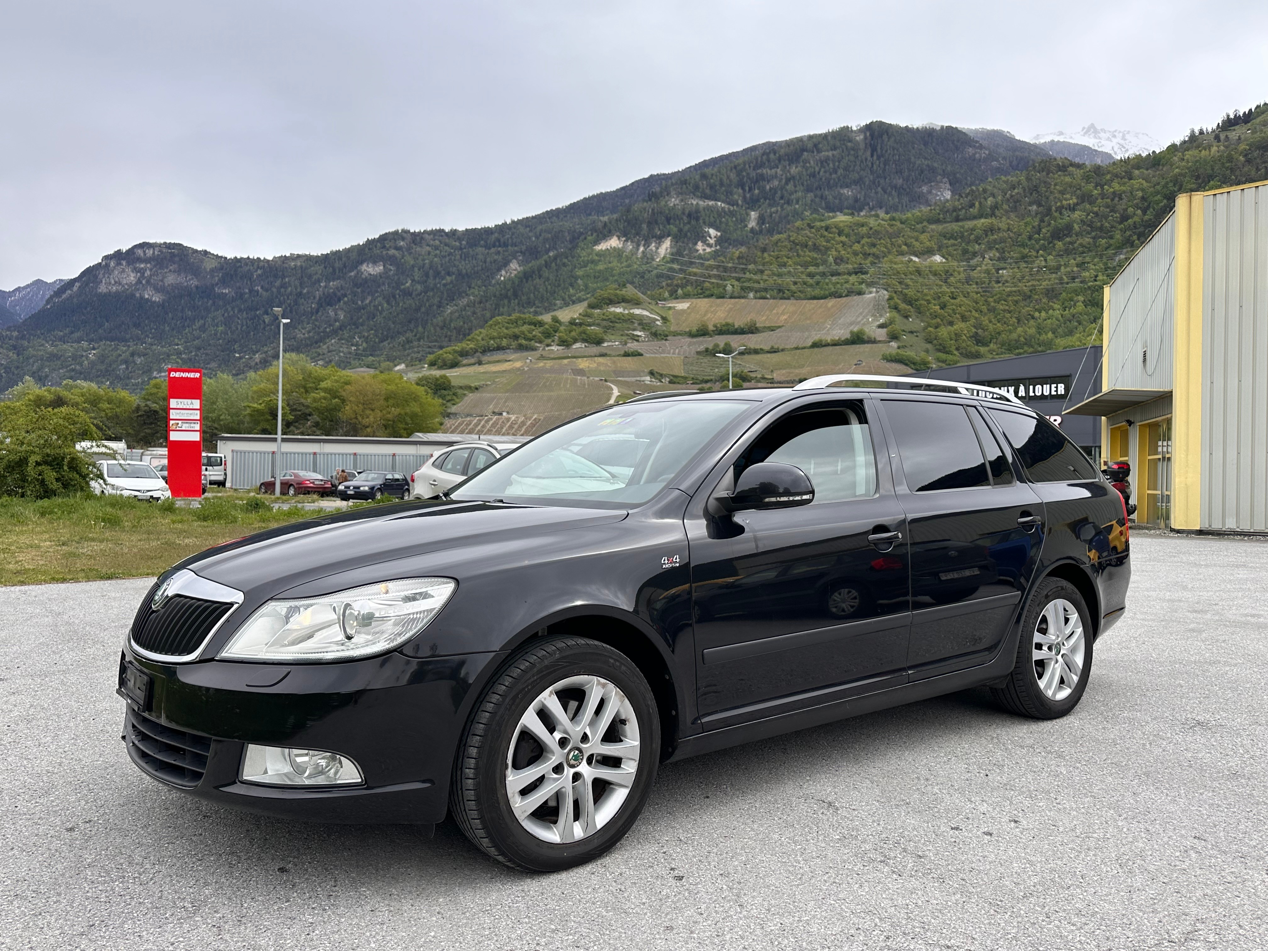 SKODA Octavia Combi 2.0 TDI AllDrive 4x4 DSG