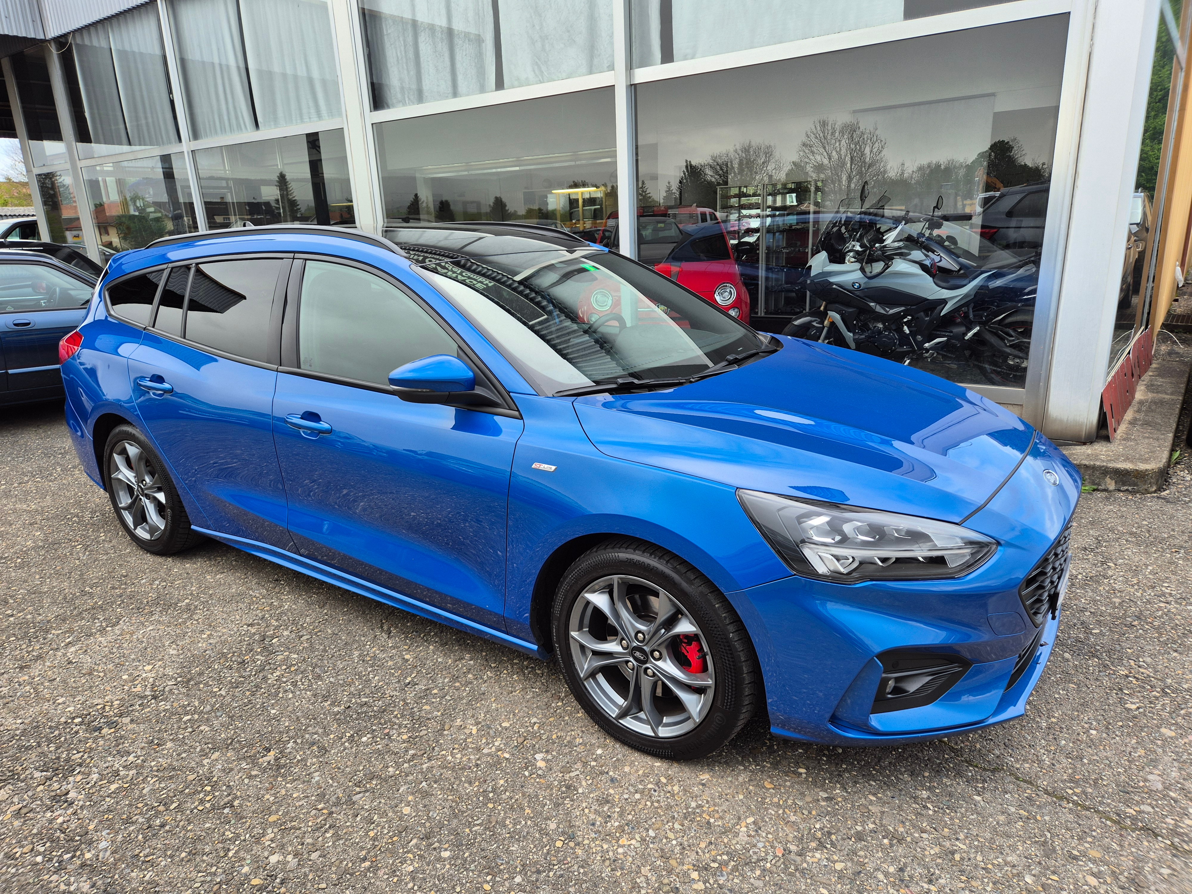 FORD Focus 1.5 SCTi ST Line Automatic