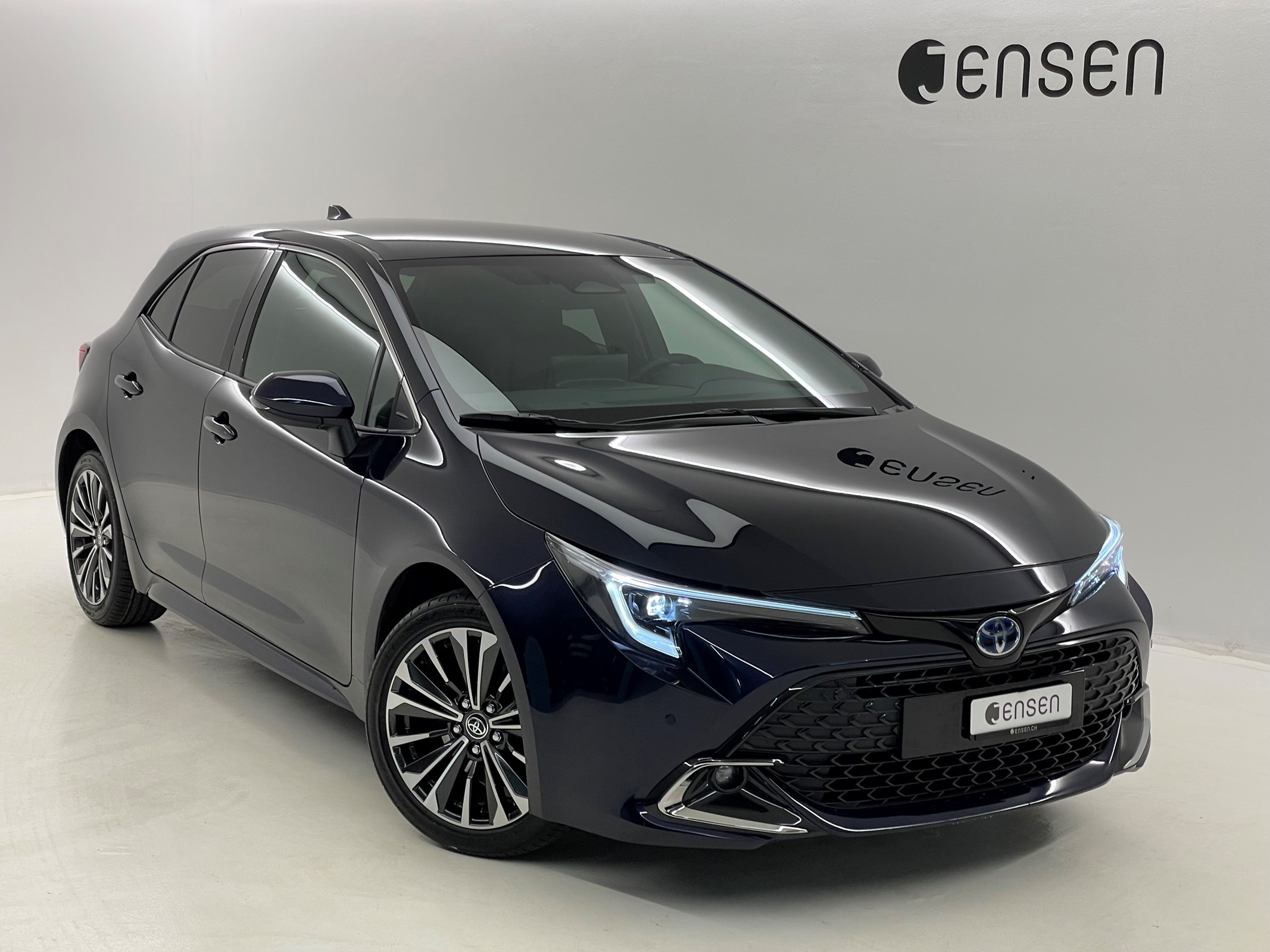 TOYOTA Corolla Hybrid 2.0 Trend