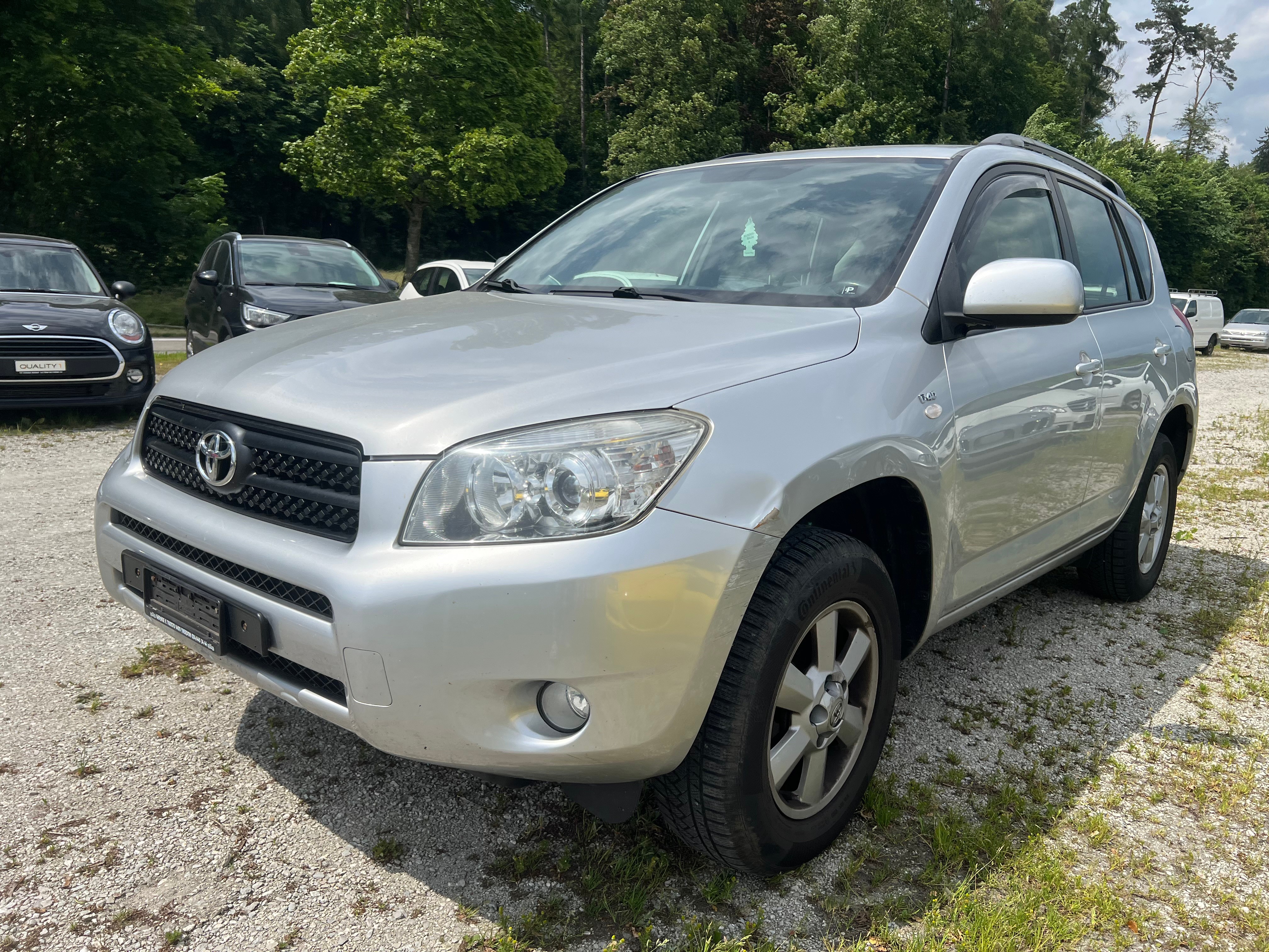 TOYOTA RAV-4 2.2D-4 D Linea Luna