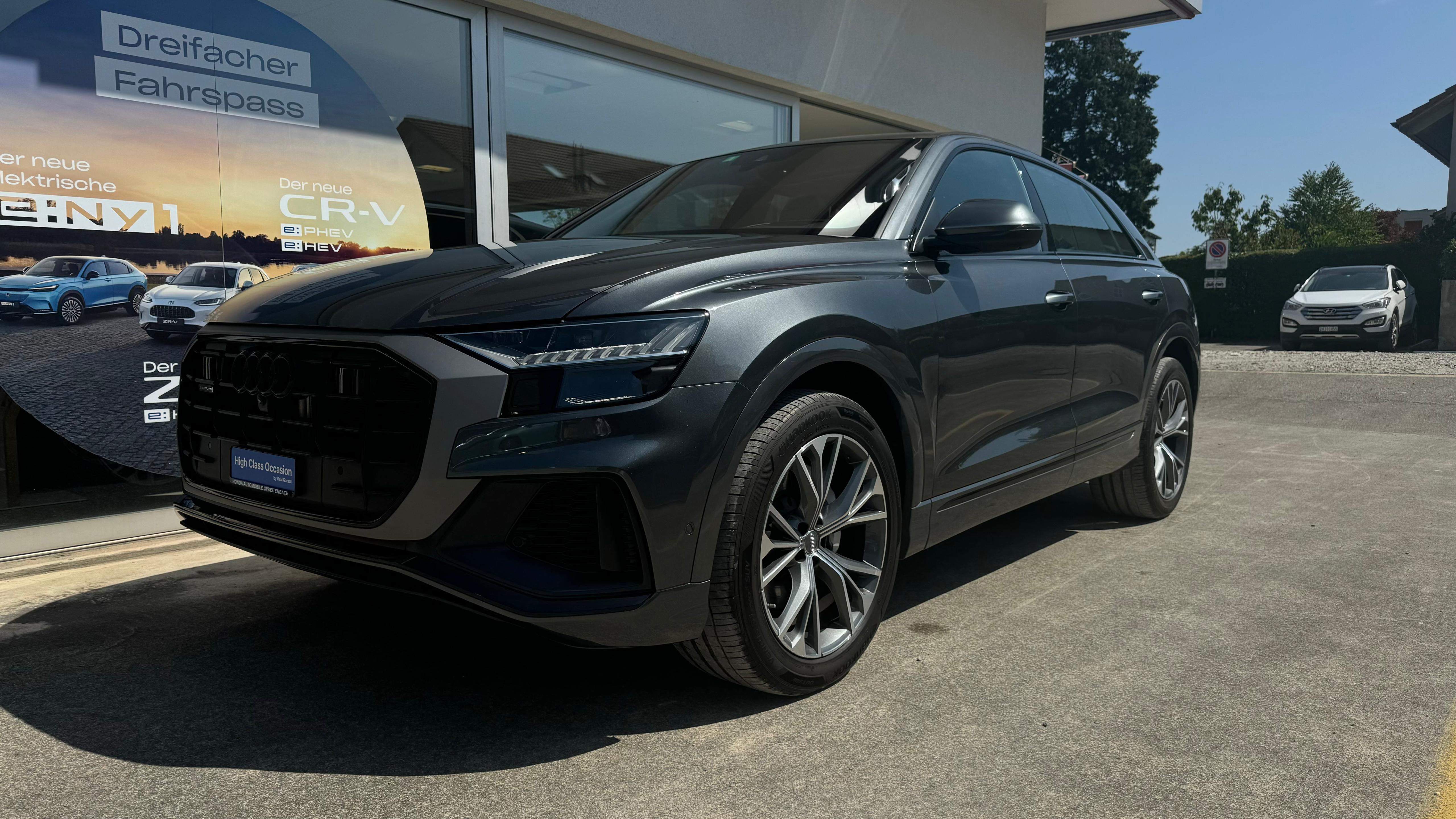 AUDI Q8 55 TFSI quattro