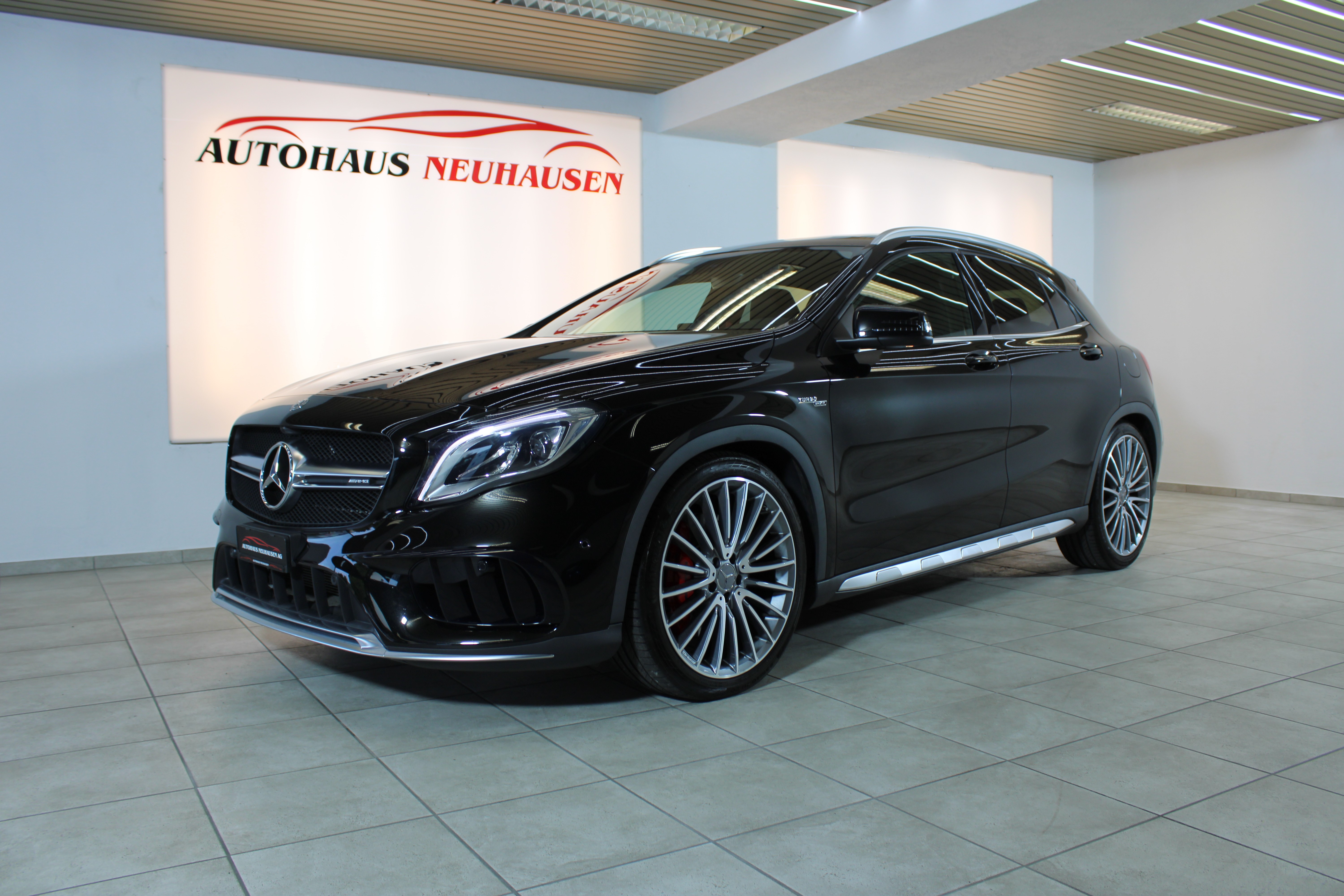 MERCEDES-BENZ GLA 45 AMG 4Matic 7G-DCT