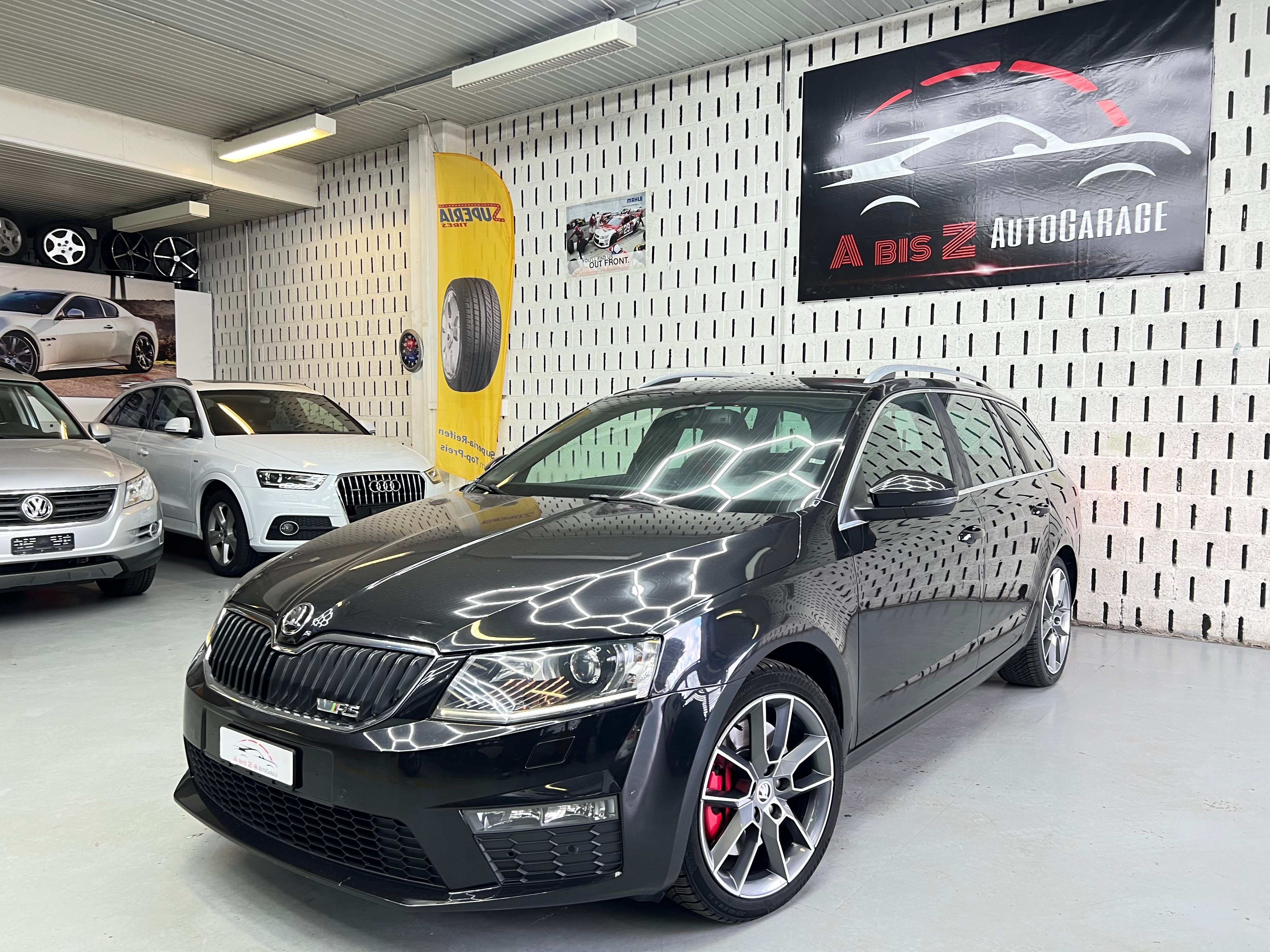 SKODA Octavia Combi 2.0 TSI RS DSG