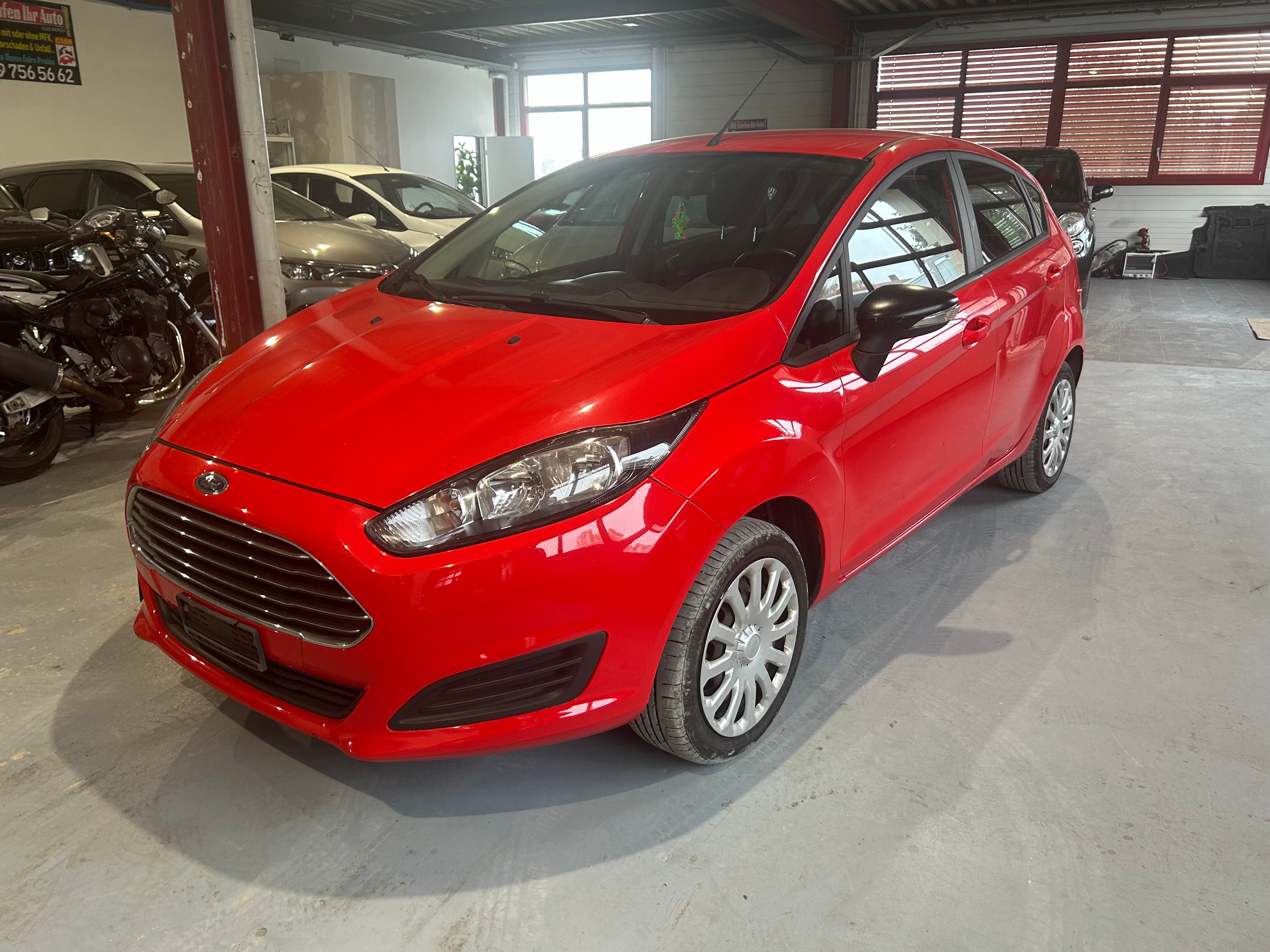 FORD Fiesta 1.0 SCTi Titanium