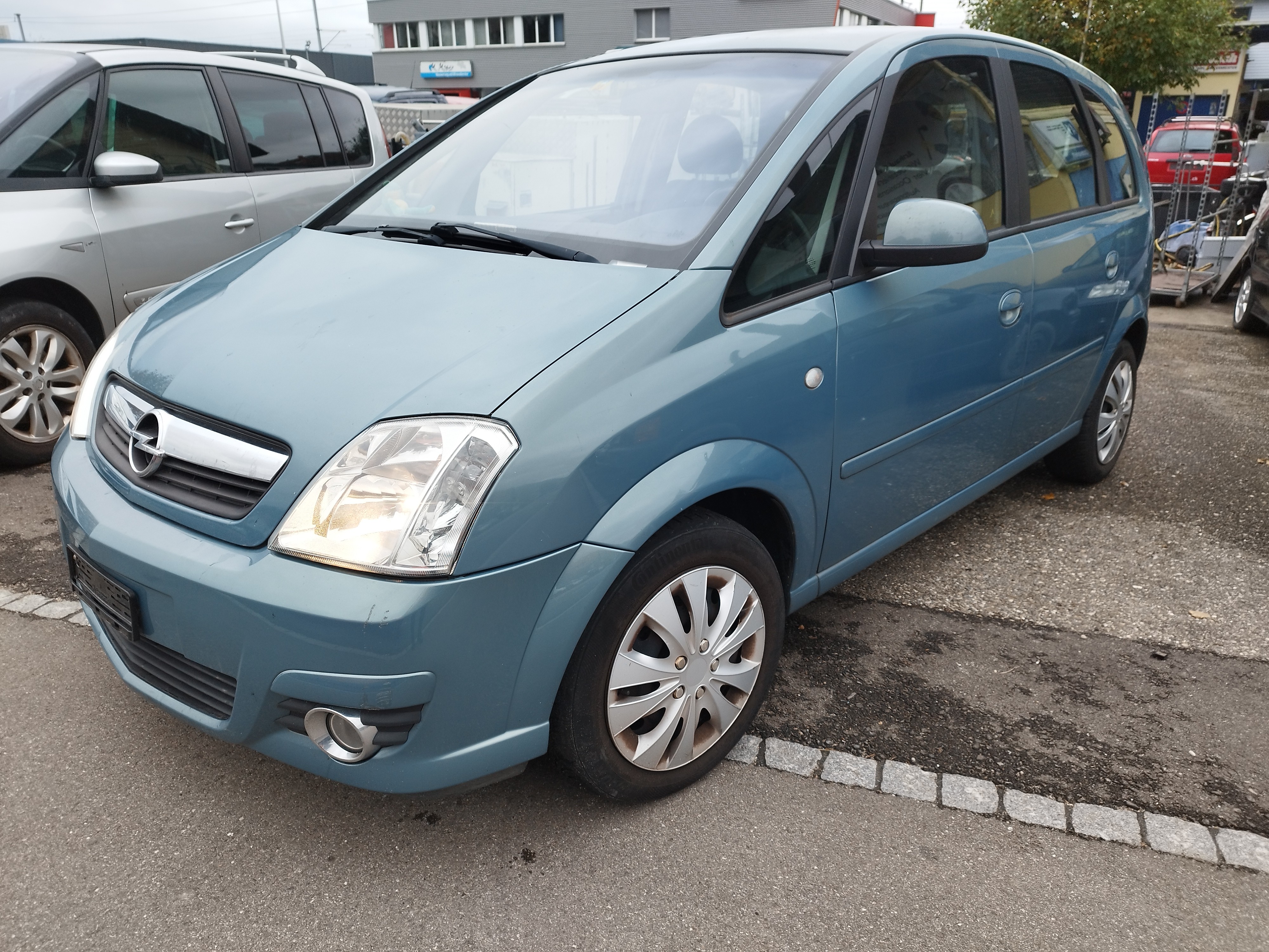 OPEL Meriva 1.6i-16 TP (Essentia)