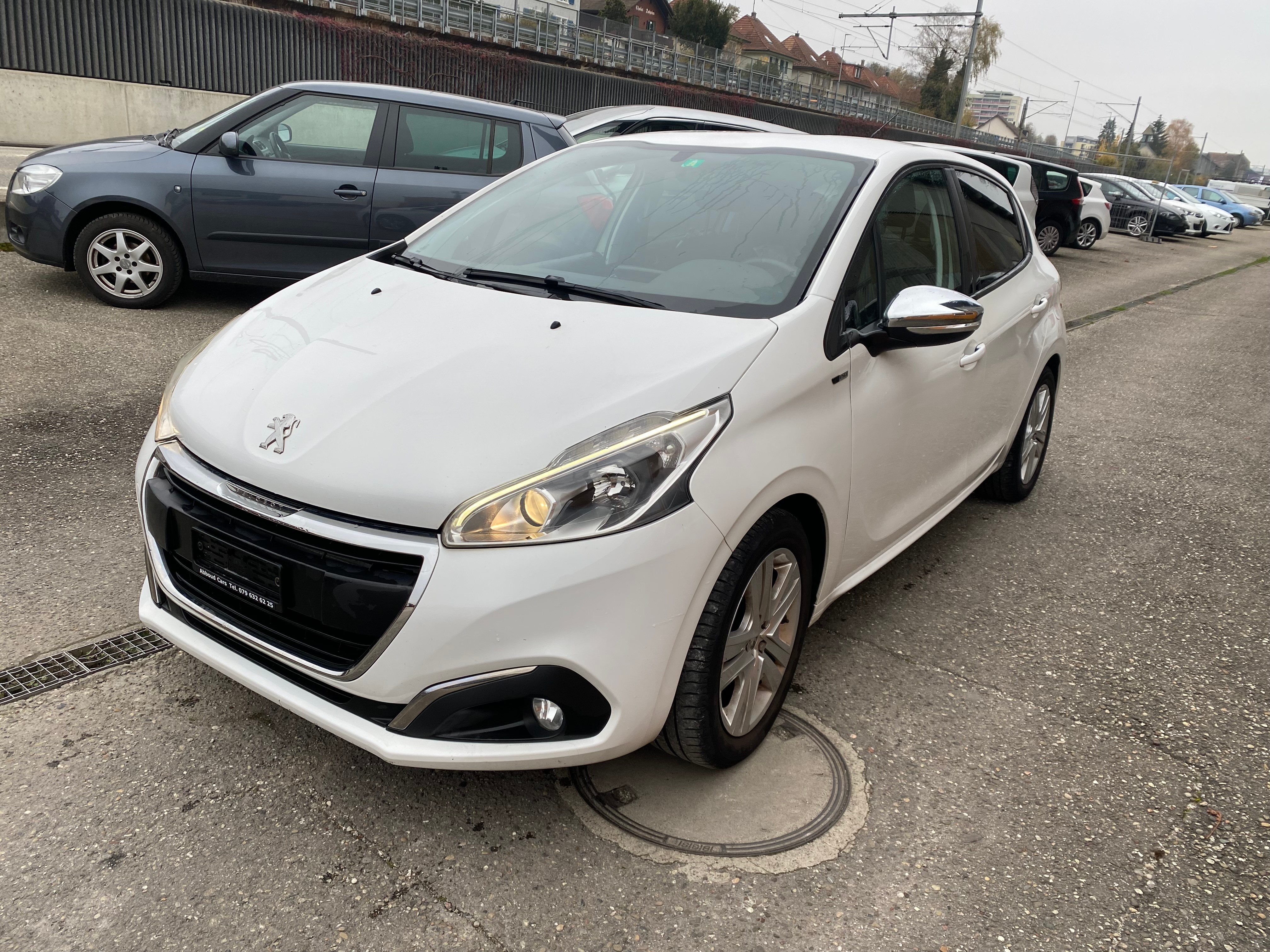 PEUGEOT 208 1.2 PureTech Access