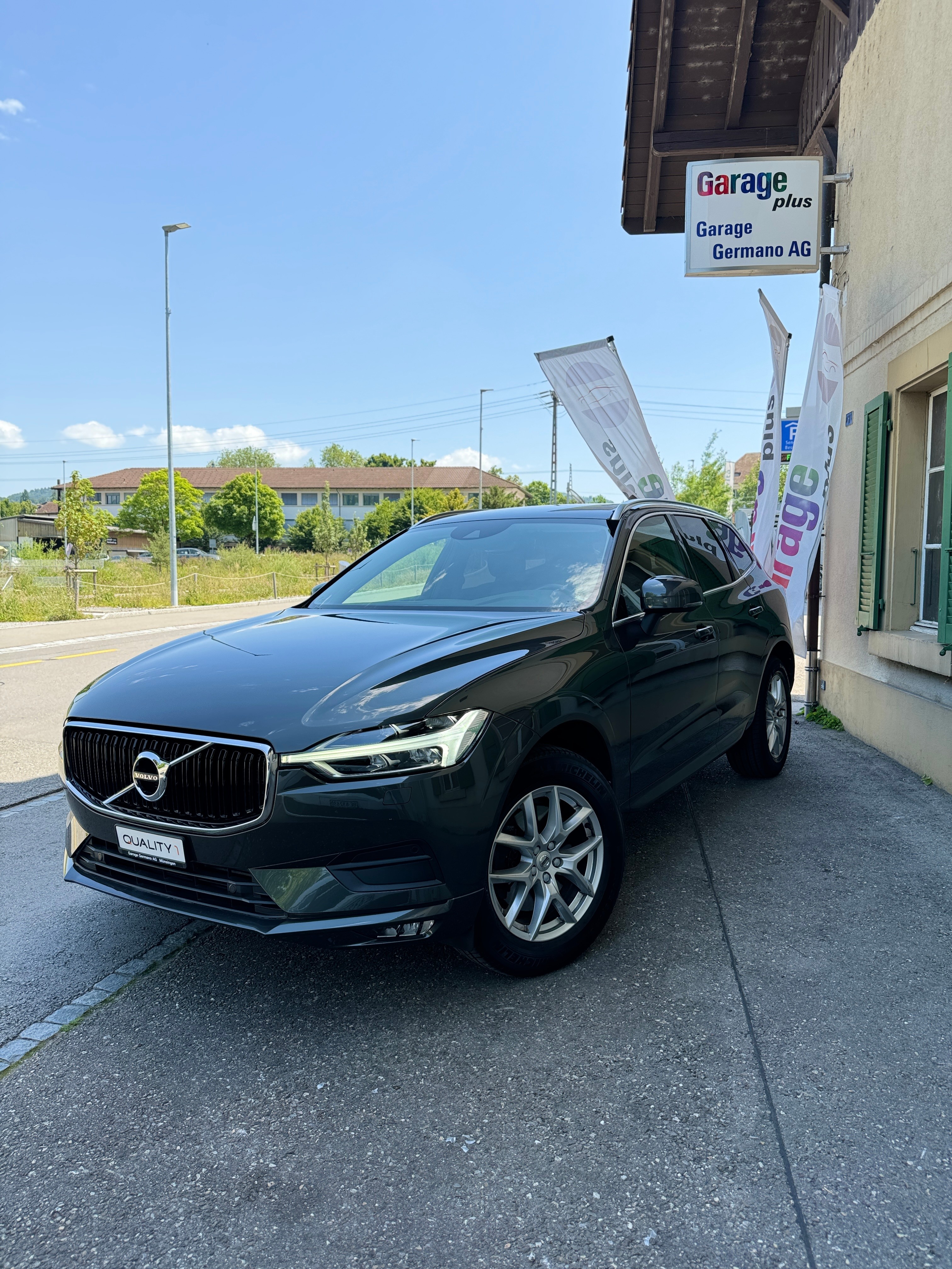 VOLVO XC60 D4 AWD Momentum Geartronic