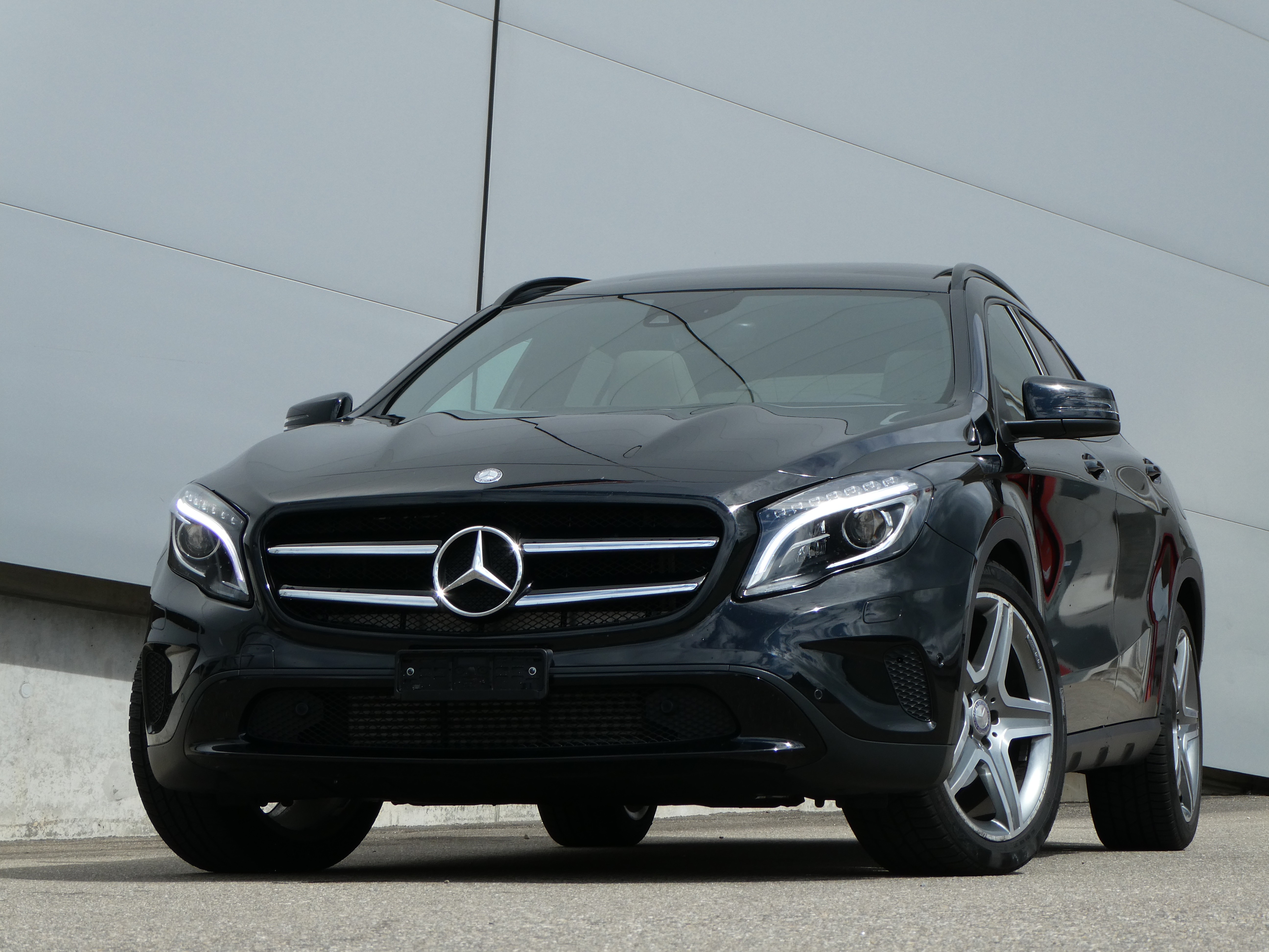 MERCEDES-BENZ GLA 220 CDI Urban 4Matic 7G-DCT