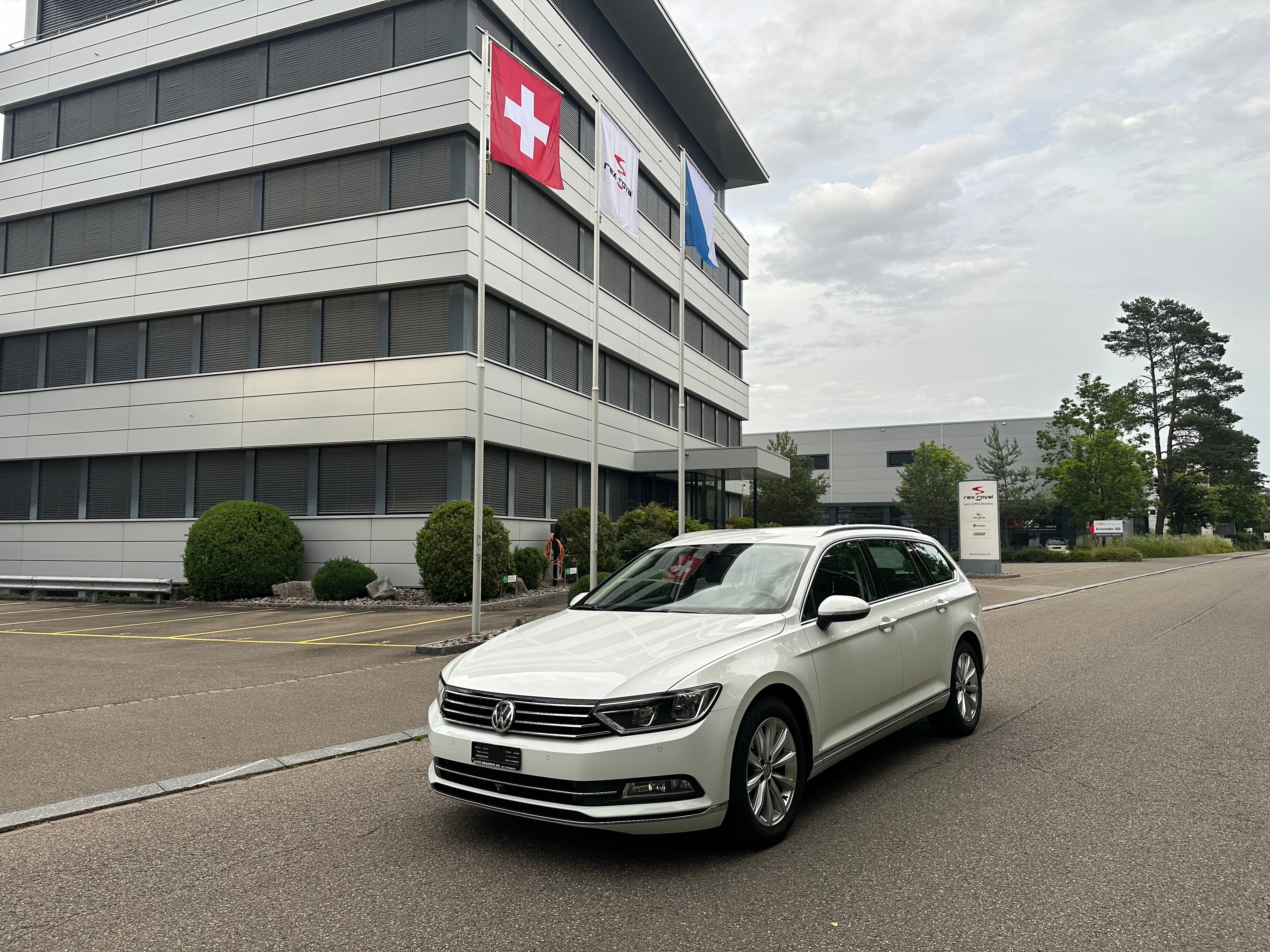 VW Passat Variant 2.0 TDI BMT Highline DSG 4Motion