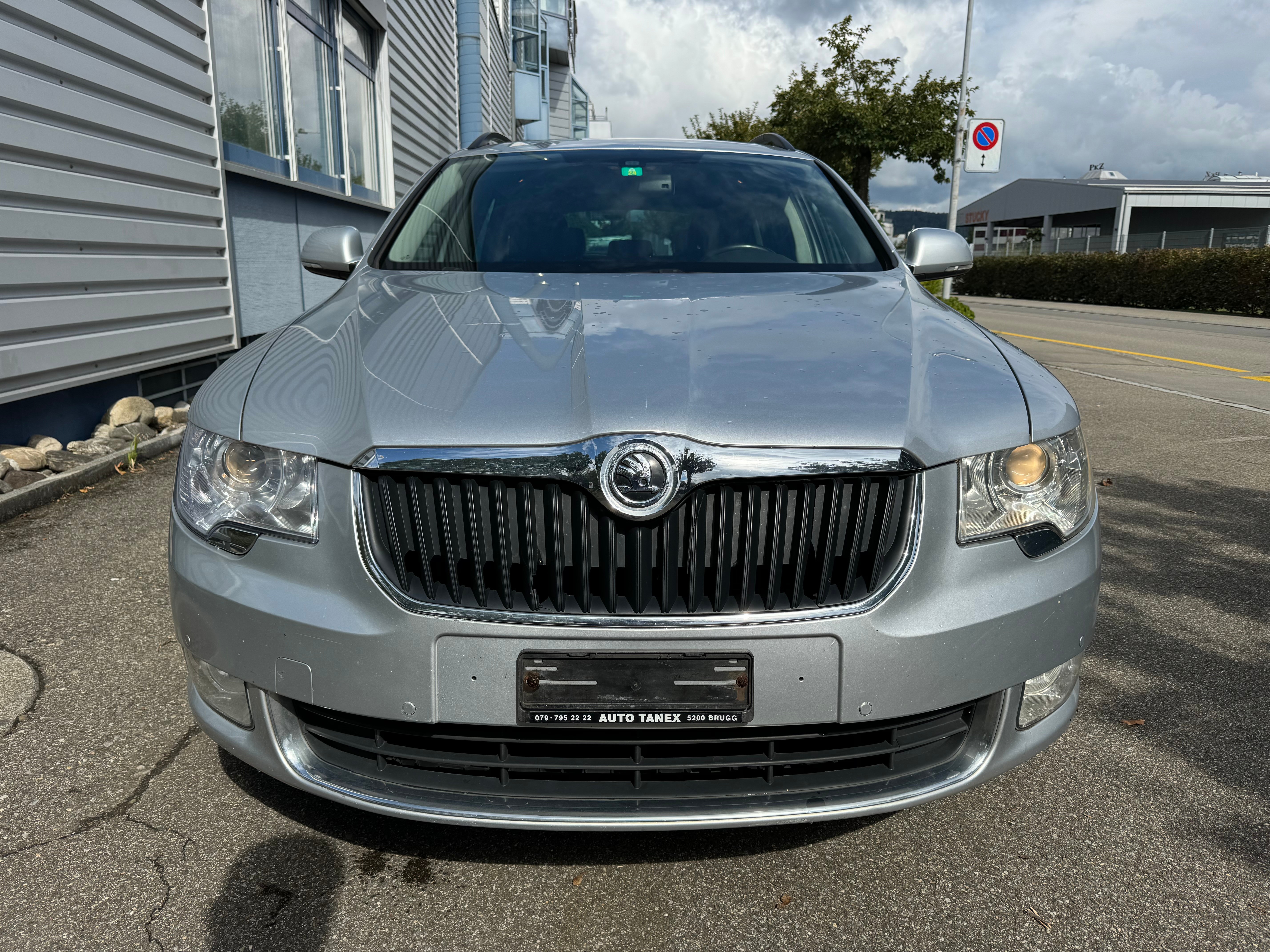 SKODA Superb Combi 2.0 TDi Ambition 4x4 DSG