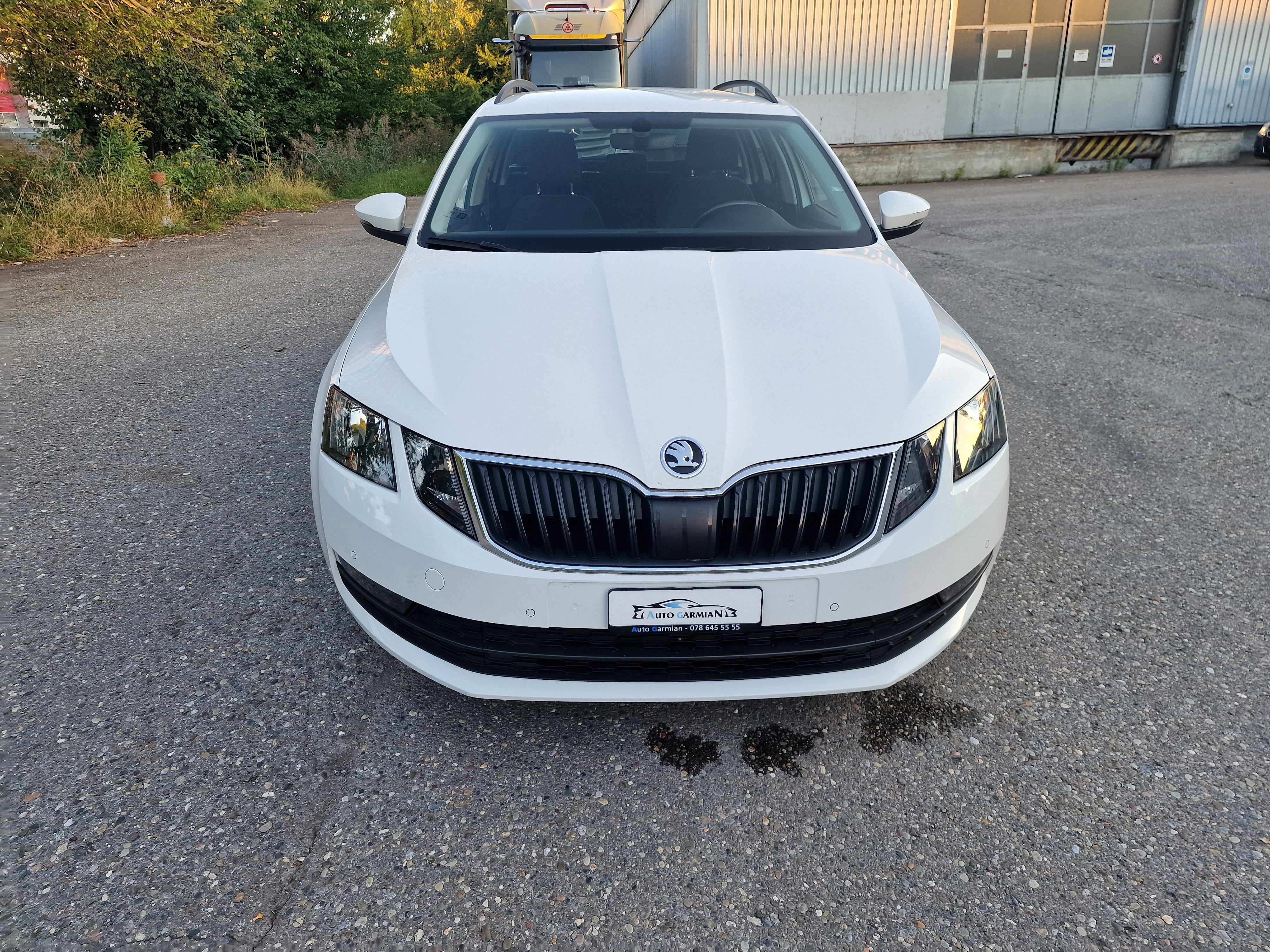 SKODA Octavia Combi 1.6 TDI Ambition DSG