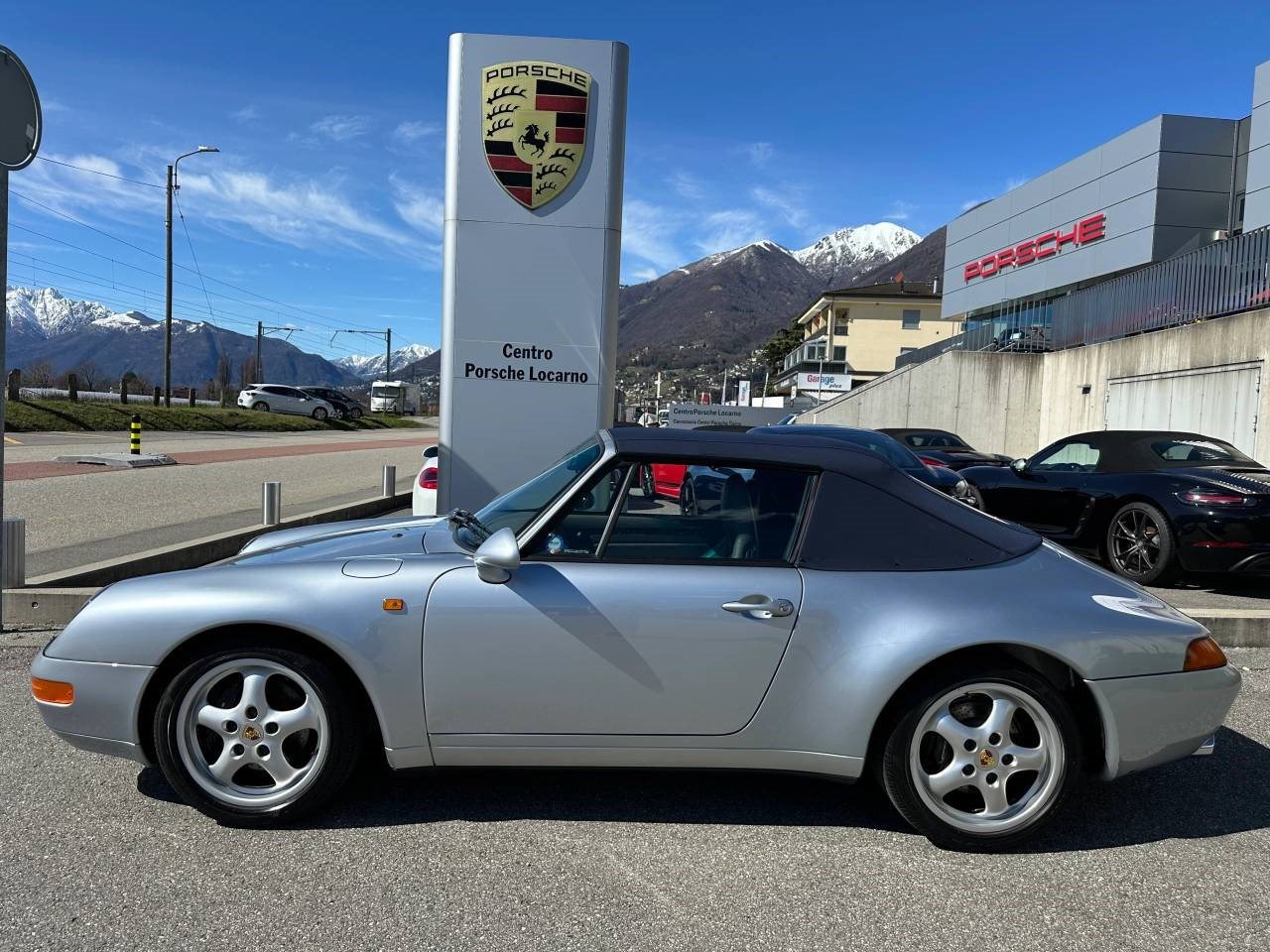 PORSCHE 911 Carrera Cabriolet