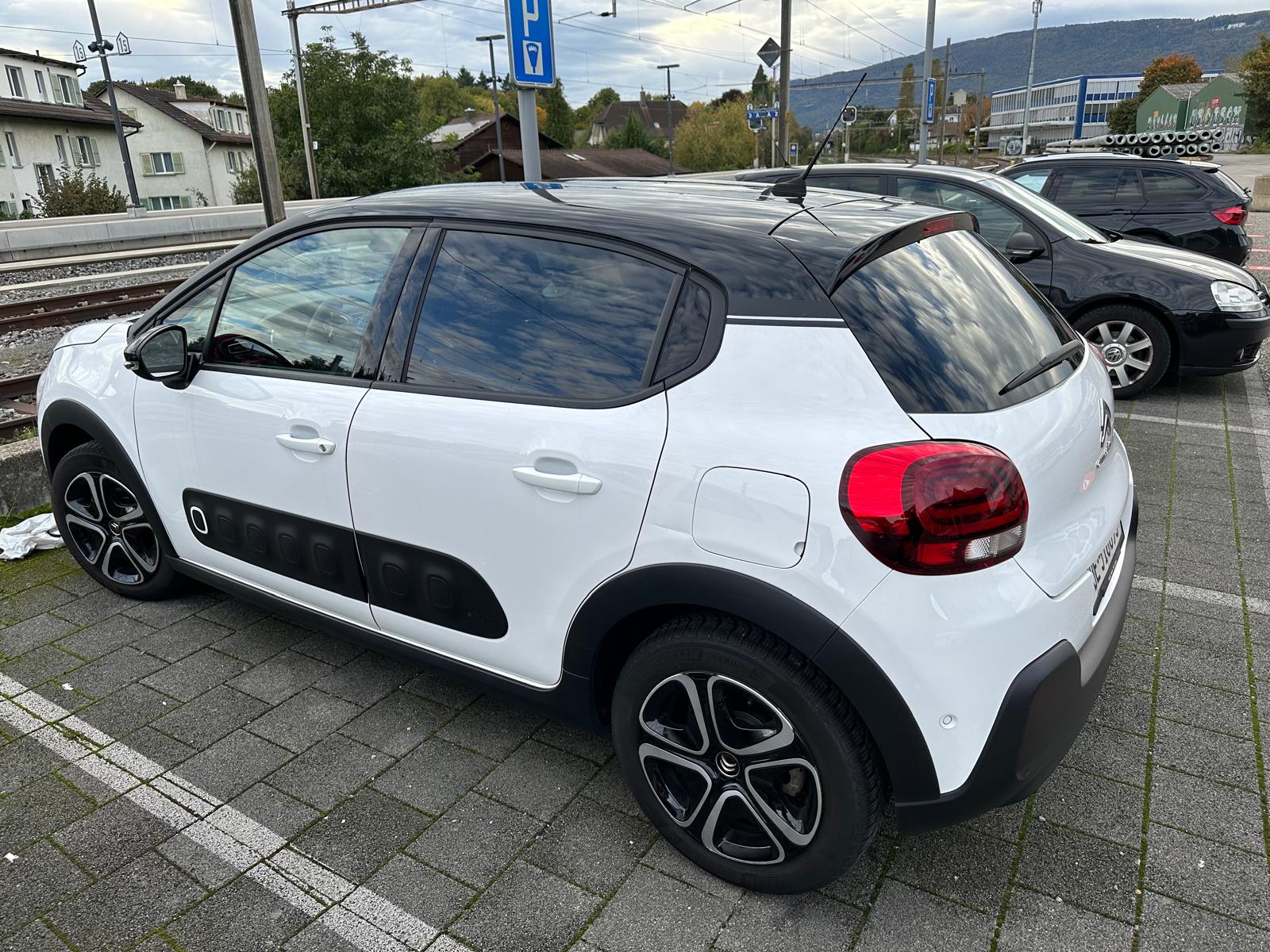 CITROEN C3 1.2i PureTech Shine EAT6