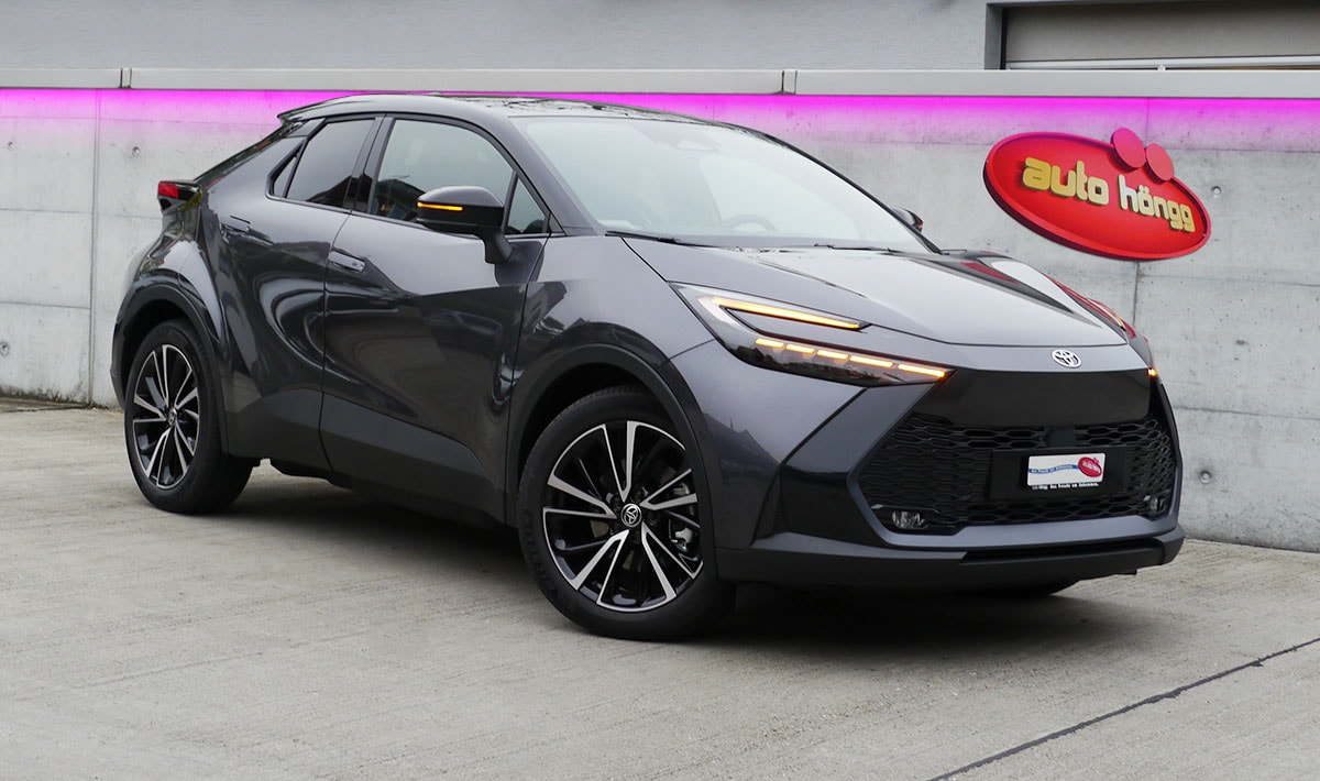 TOYOTA C-HR 2.0 PHEV CVT Style Panorama