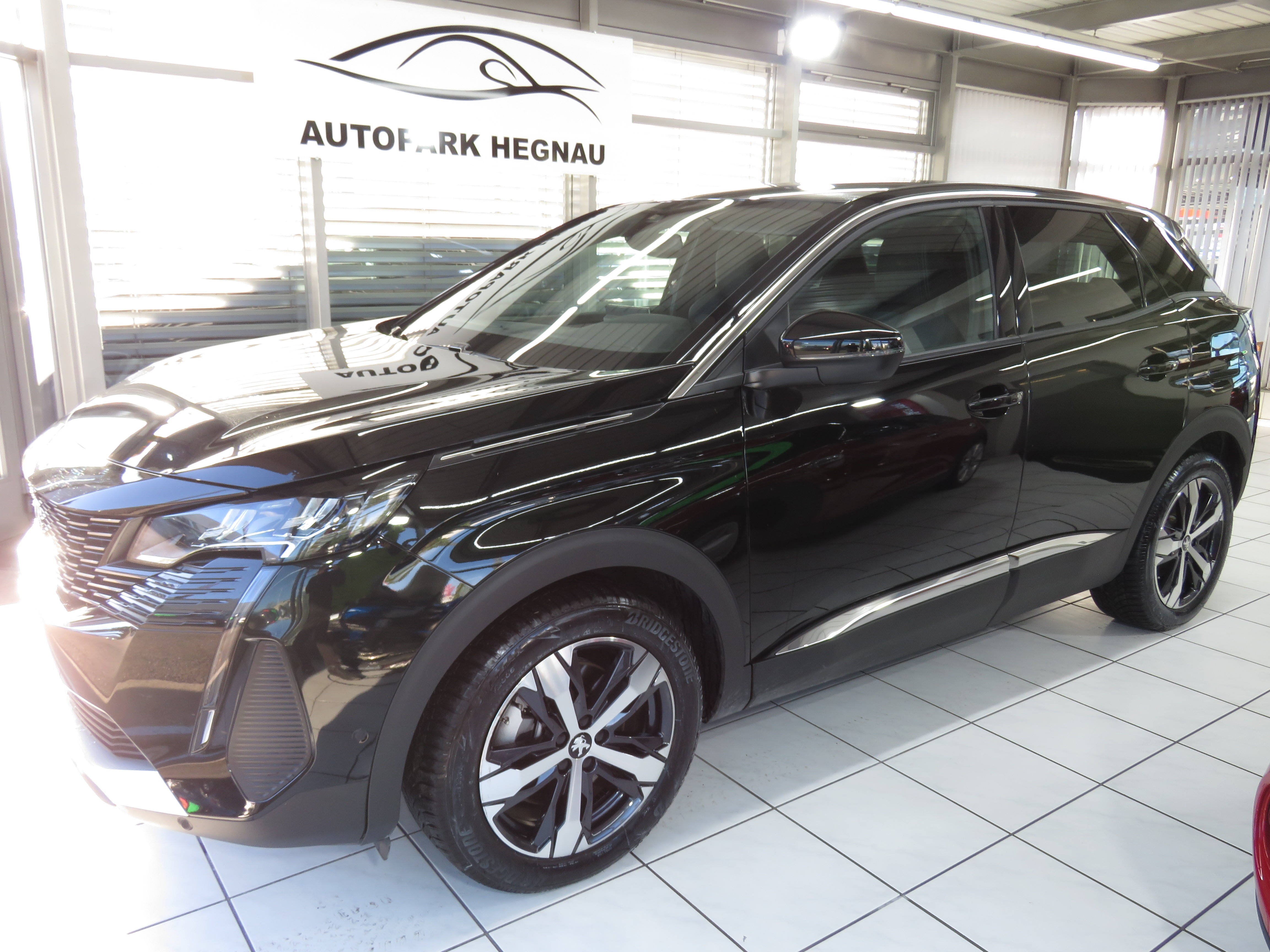 PEUGEOT 3008 180e Hybrid2 Allure Pack EAT8