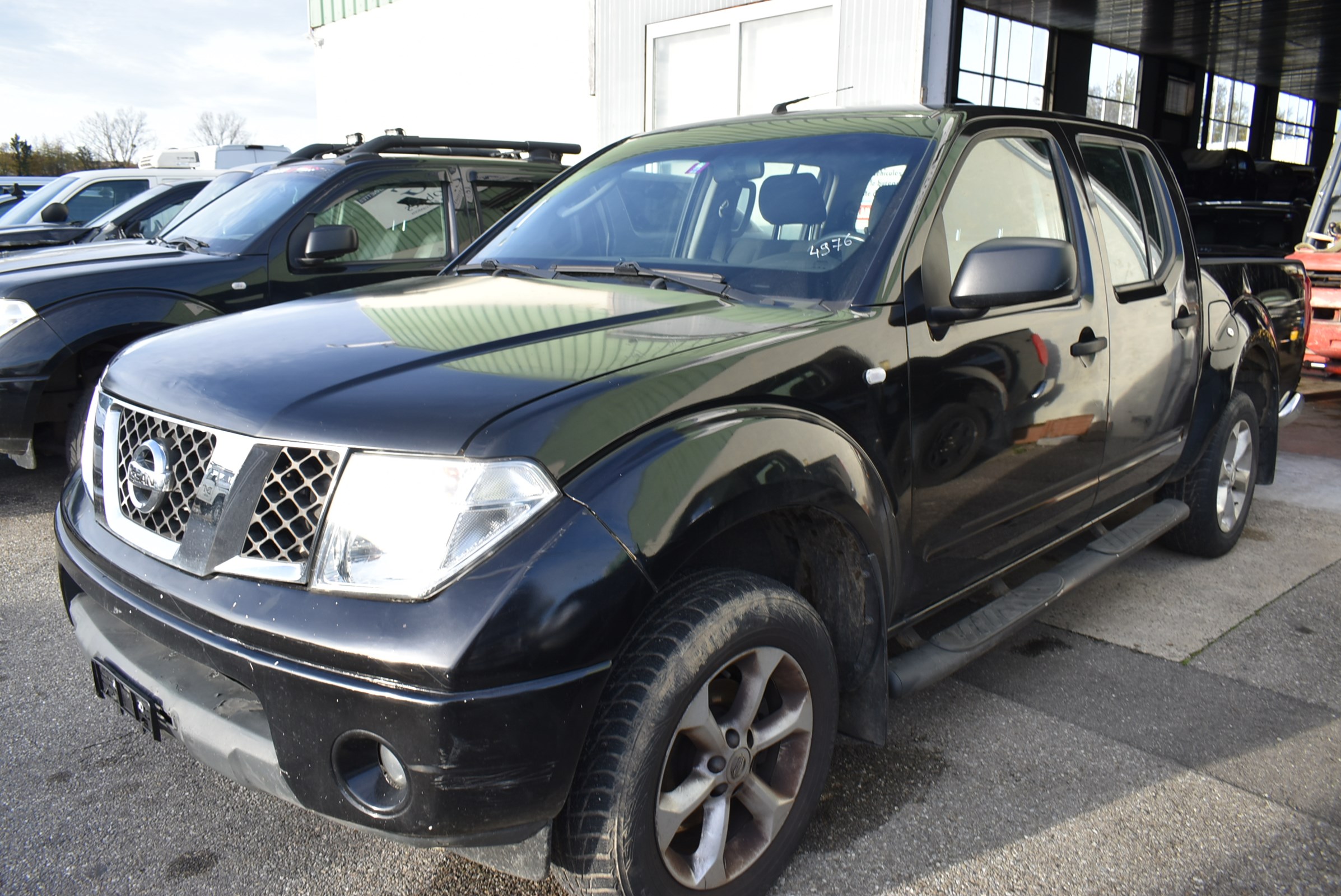 NISSAN Navara Double Cab LE 2.5 TDI 4WD