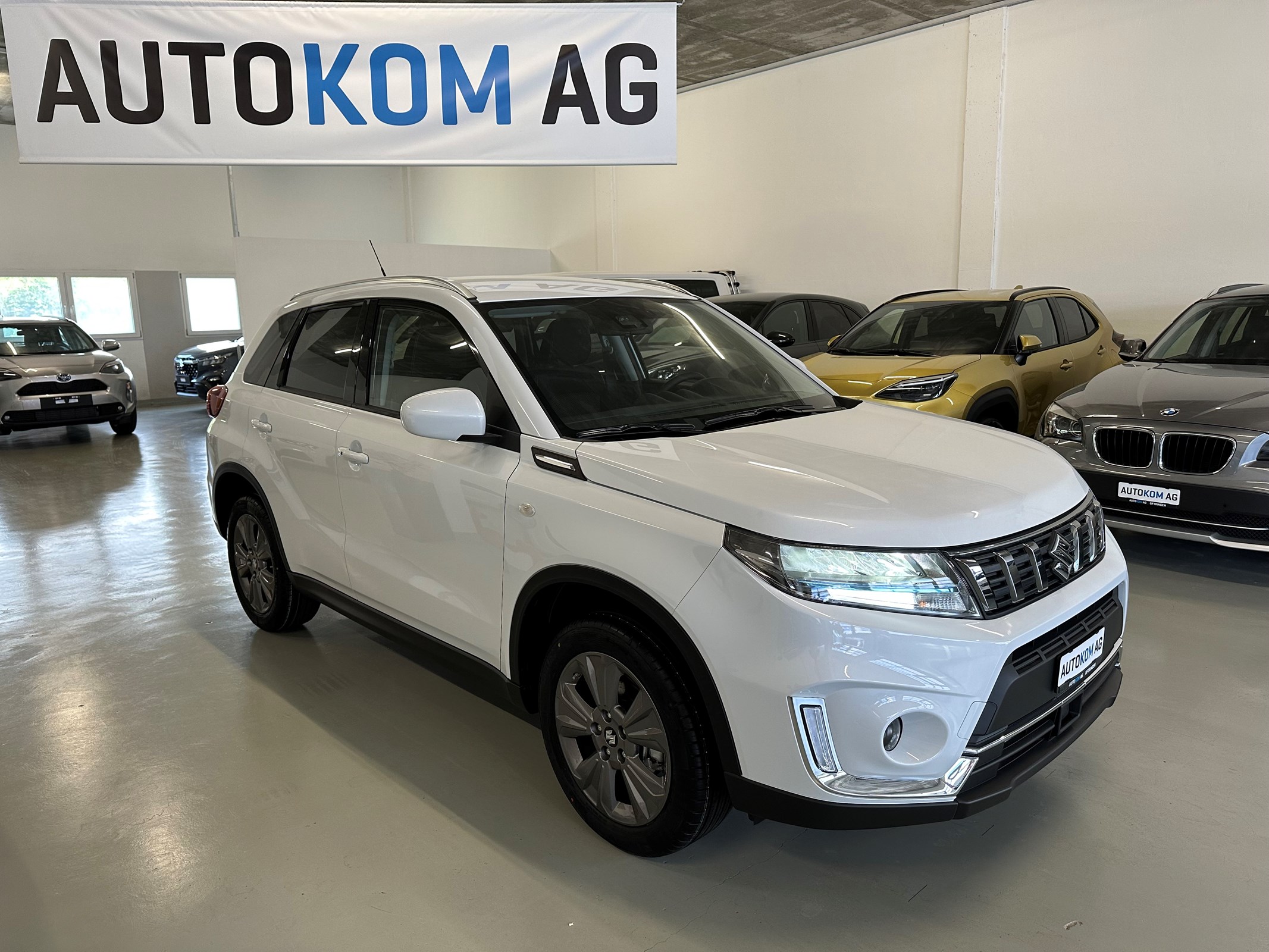 SUZUKI Vitara 1.4 Boosterjet Compact + Hybrid Automatic * 129 PS mit 4x4 Antrieb *