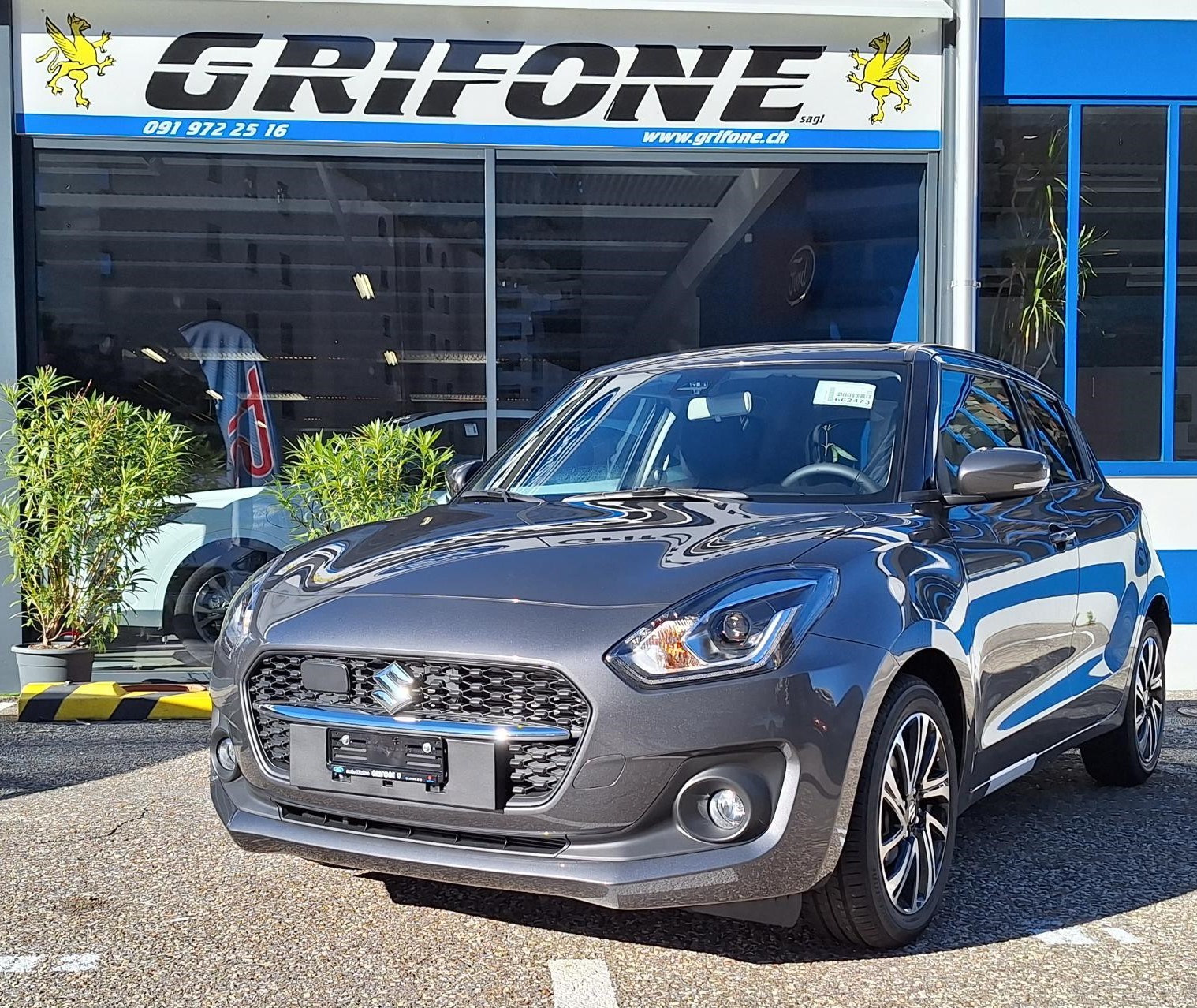 SUZUKI Swift 1.2 Compact Top 4x4 Hybrid