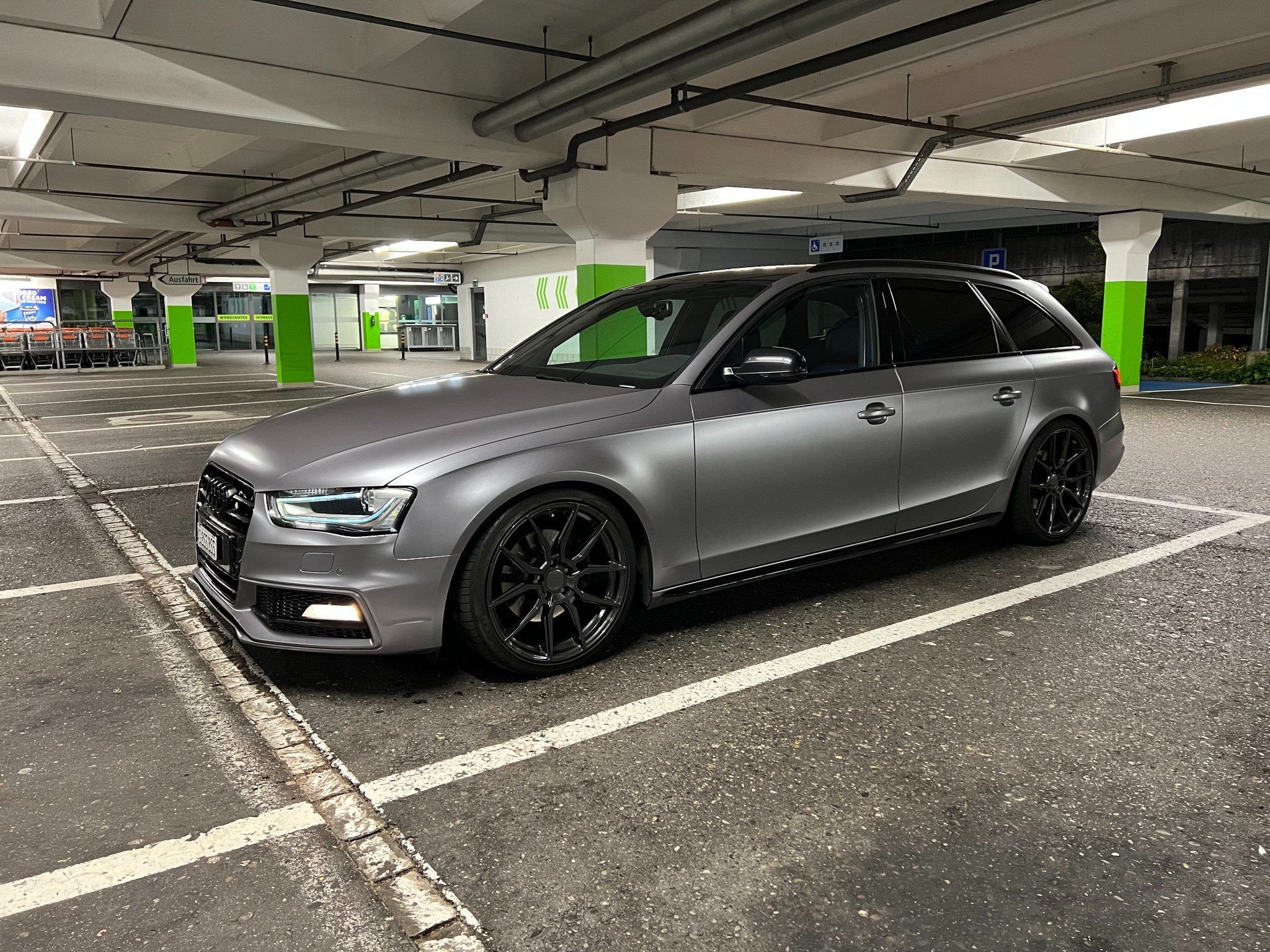 AUDI A4 Avant 2.0 TDI quattro