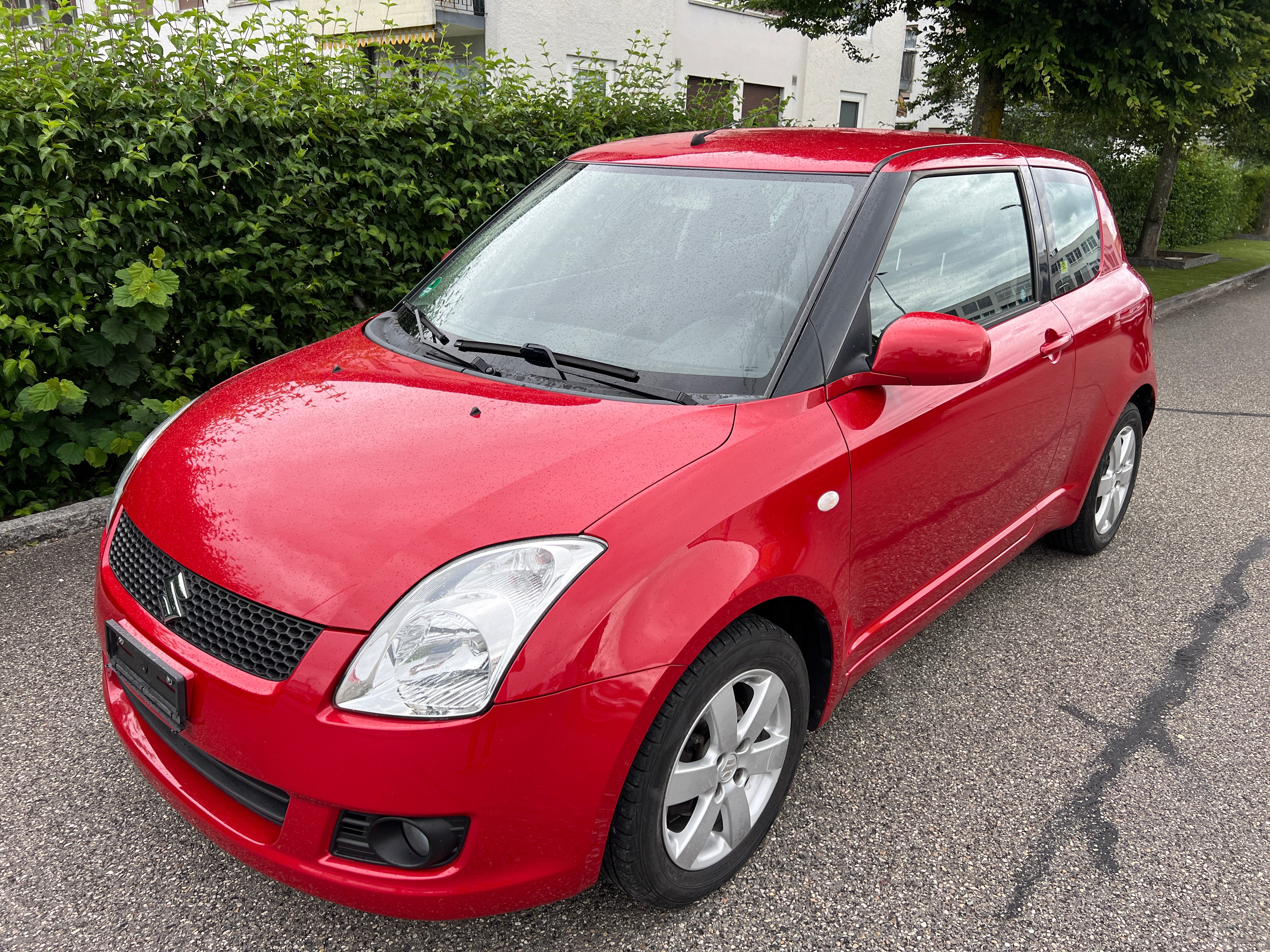 SUZUKI Swift 1.3i 16V GL