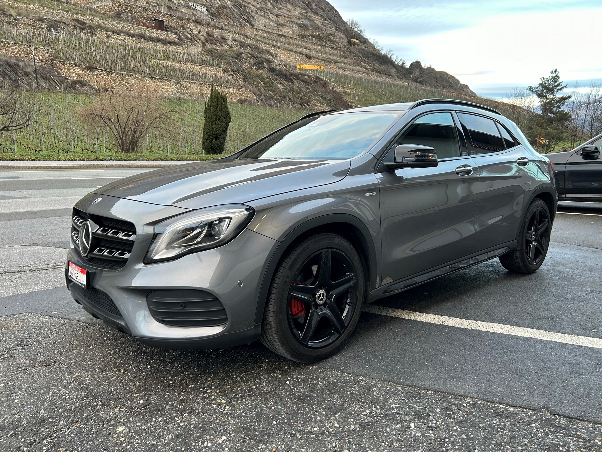 MERCEDES-BENZ GLA 250 AMG Line 4Matic 7G-DCT