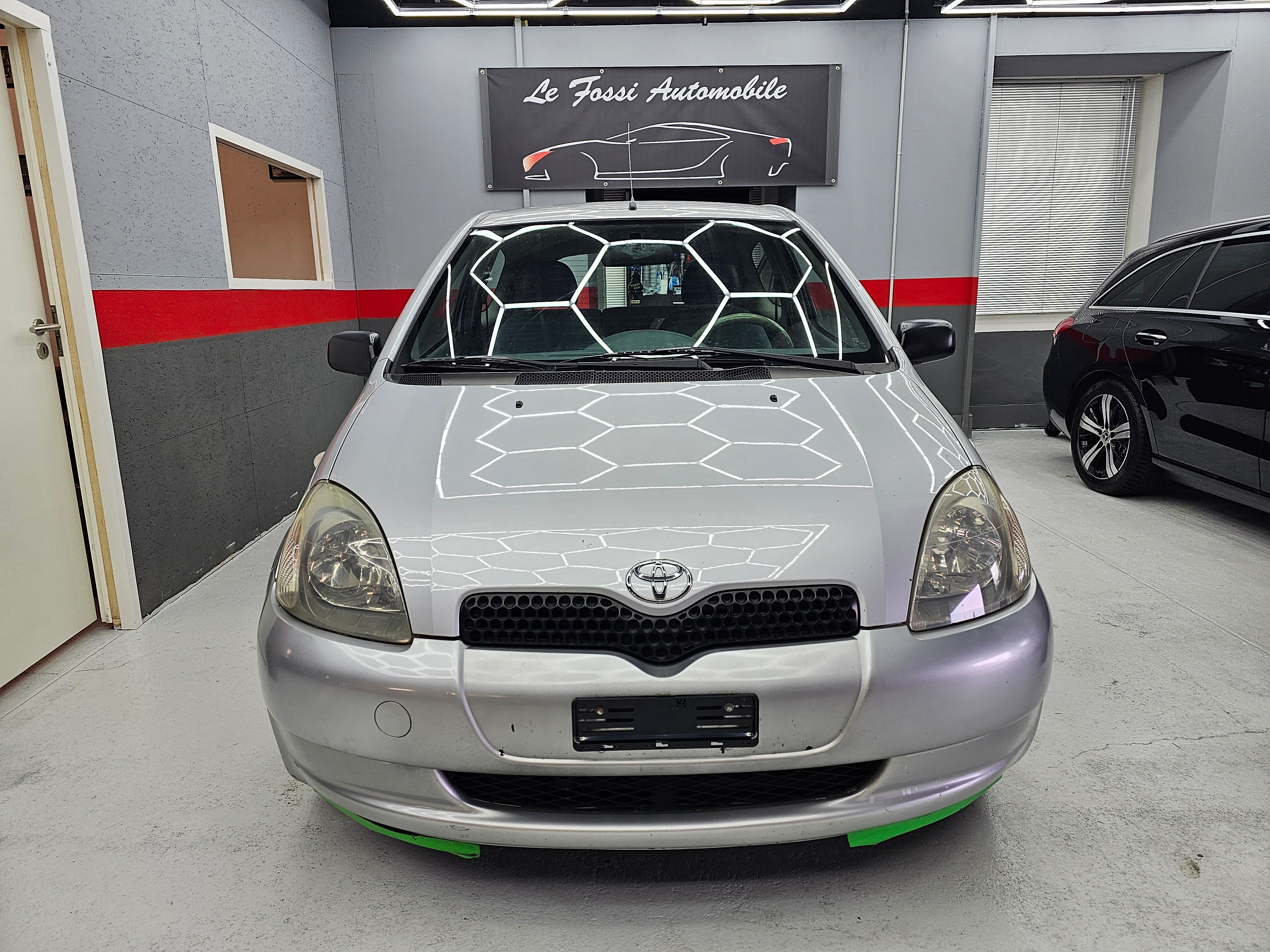 TOYOTA Yaris 1.0 Ab MFK 03.2023