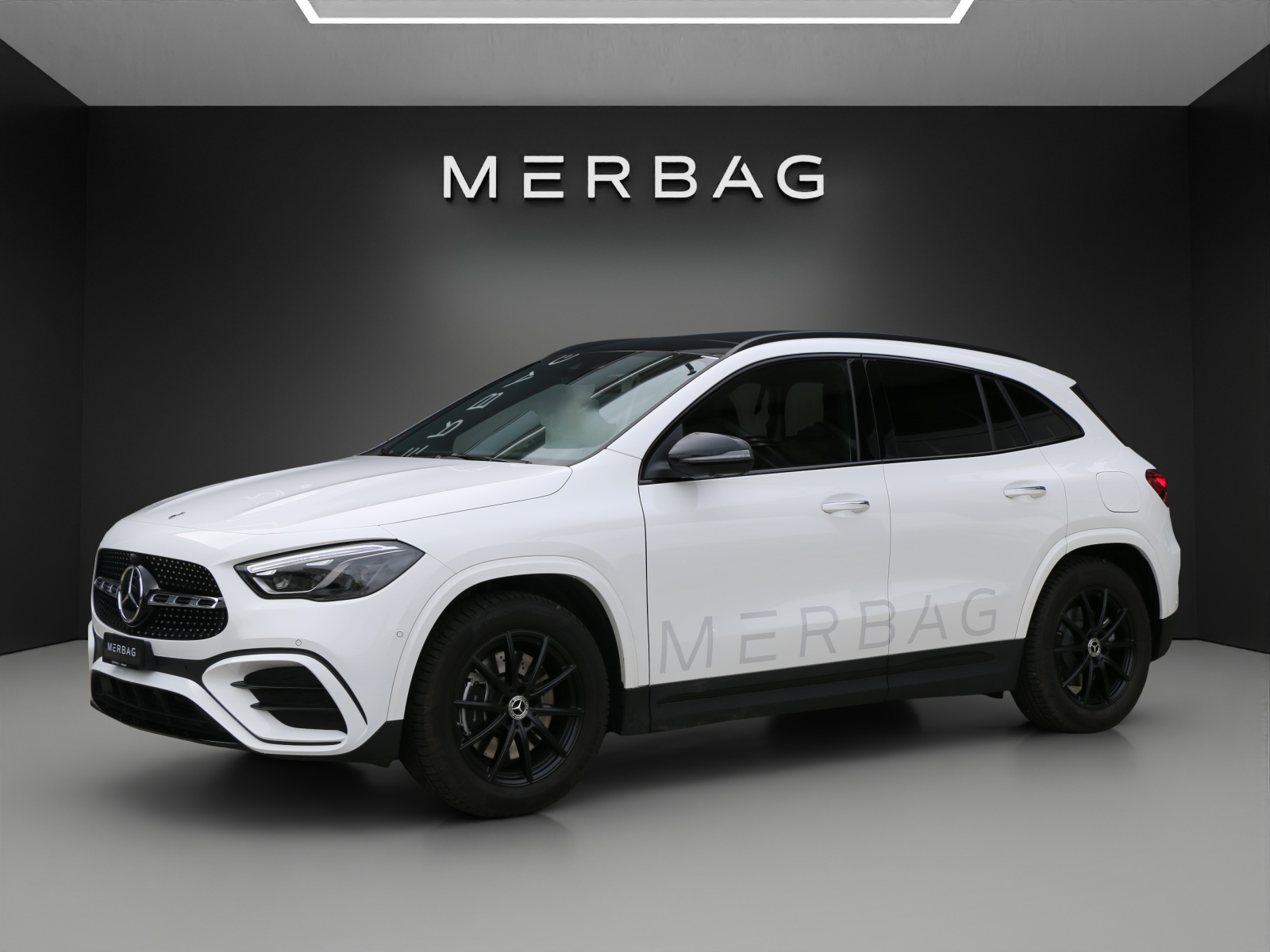 MERCEDES-BENZ GLA 250 4Matic 8G-DCT