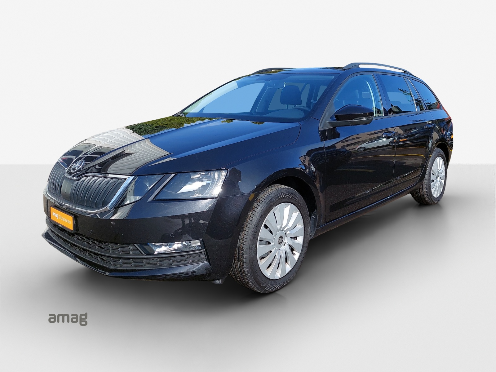 SKODA Octavia Combi 2.0 TDI Ambition DSG