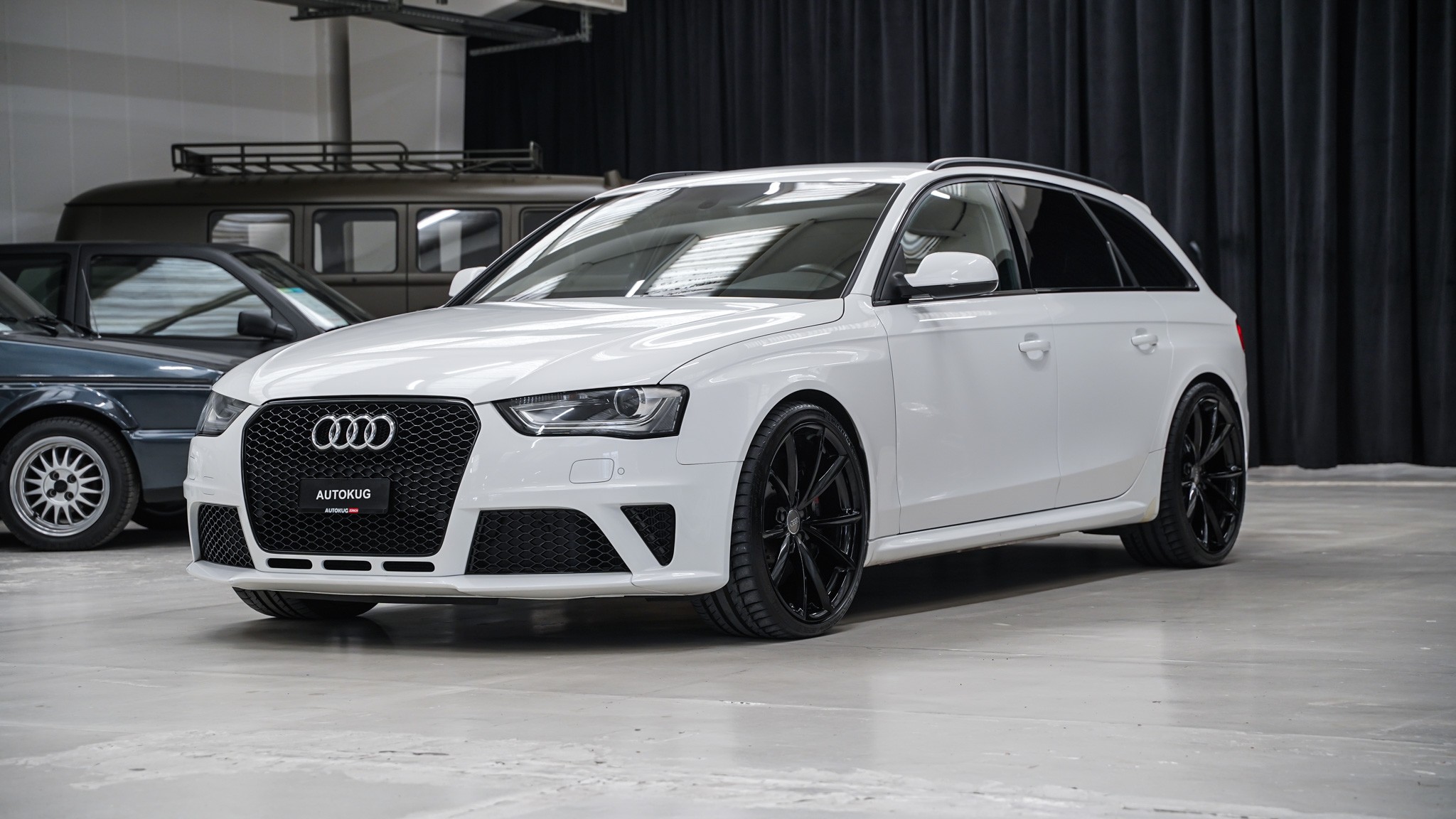 AUDI RS4 Avant 4.2 FSI V8 quattro S-tronic