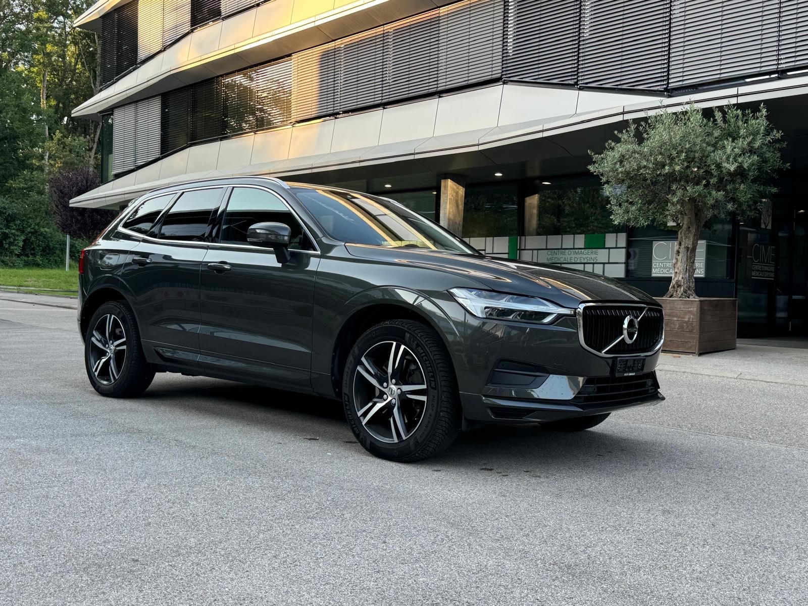 VOLVO XC60 D4 AWD Momentum Geartronic