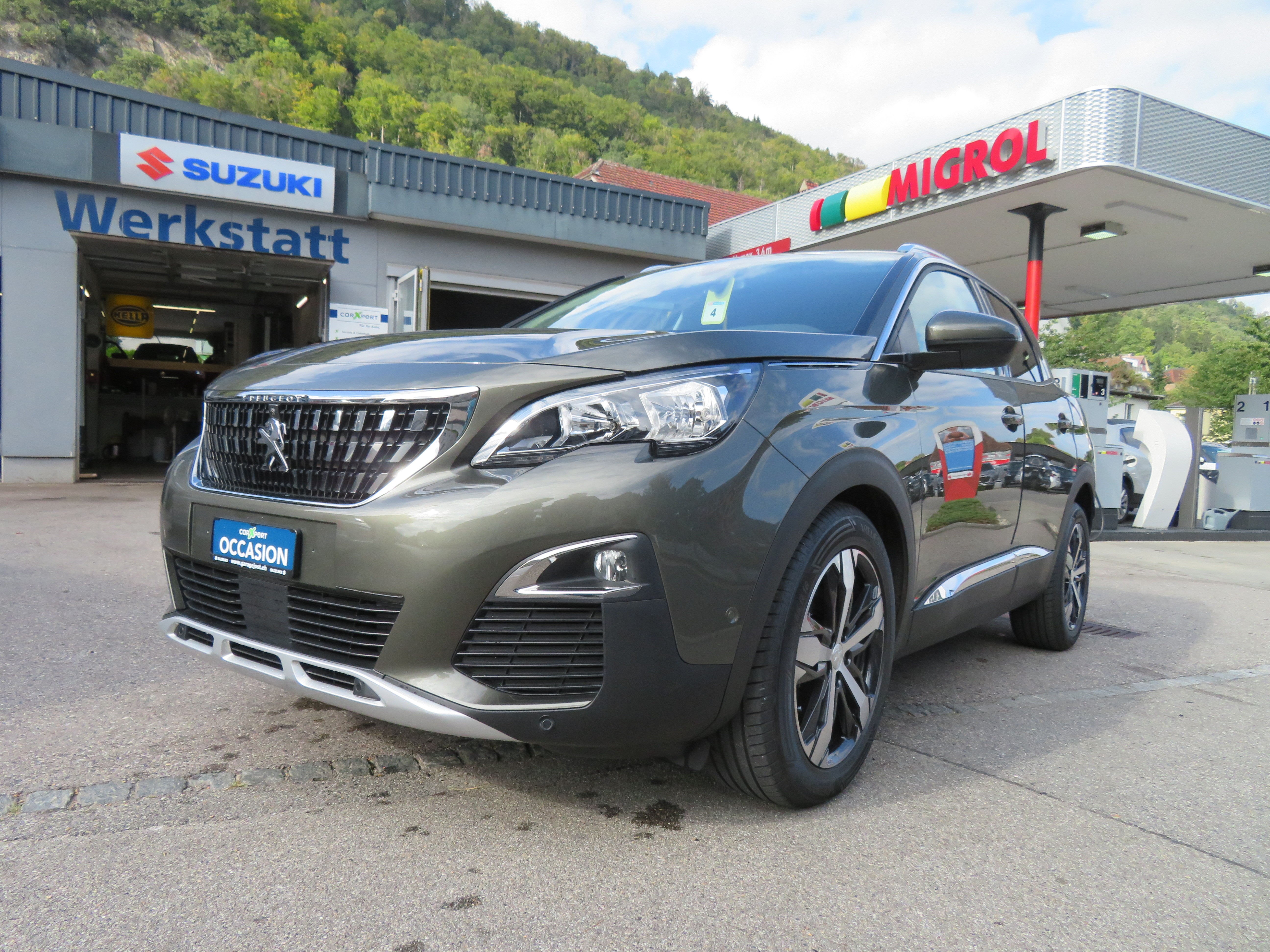 PEUGEOT 3008 1.2 PureTech Allure EAT