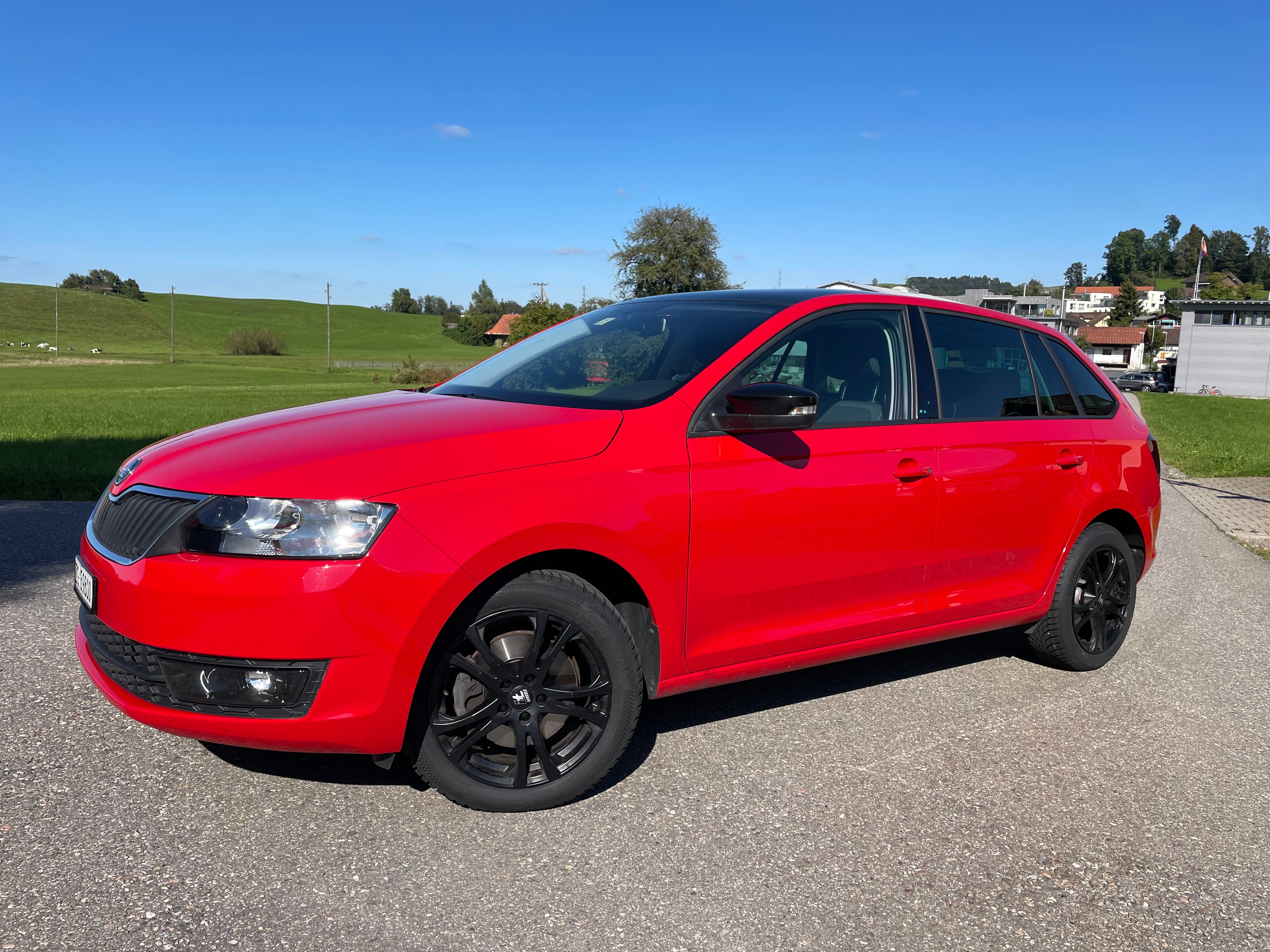 SKODA Rapid Spaceback 1.2 TSI Prag II