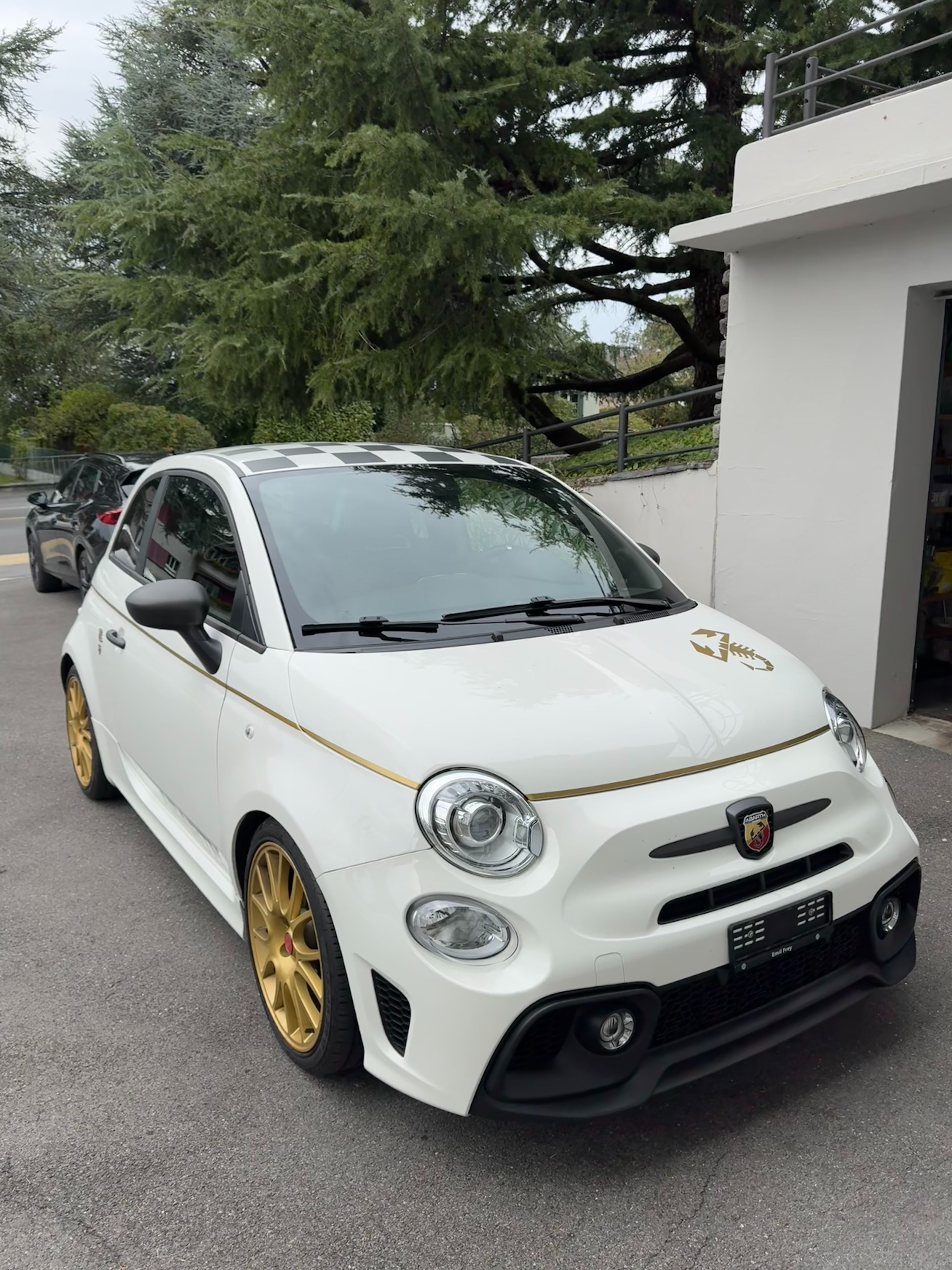 FIAT 595 1.4 16V Turbo Abarth Scorpione Oro