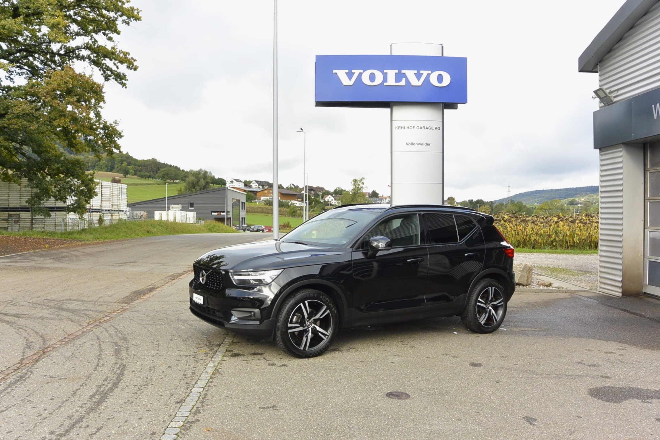 VOLVO XC40 T4 AWD R-Design