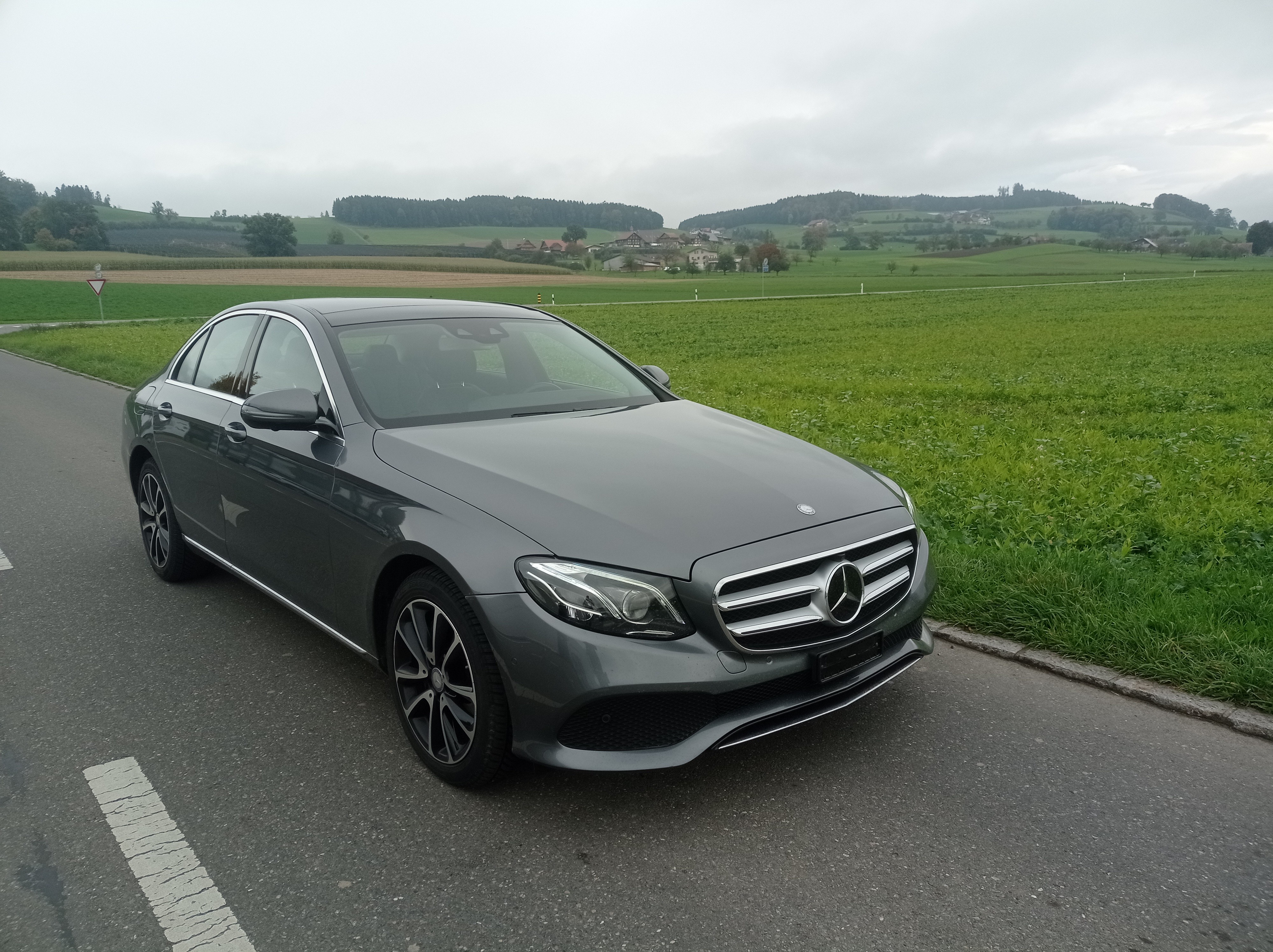 MERCEDES-BENZ E 350 d Avantgarde 9G-Tronic