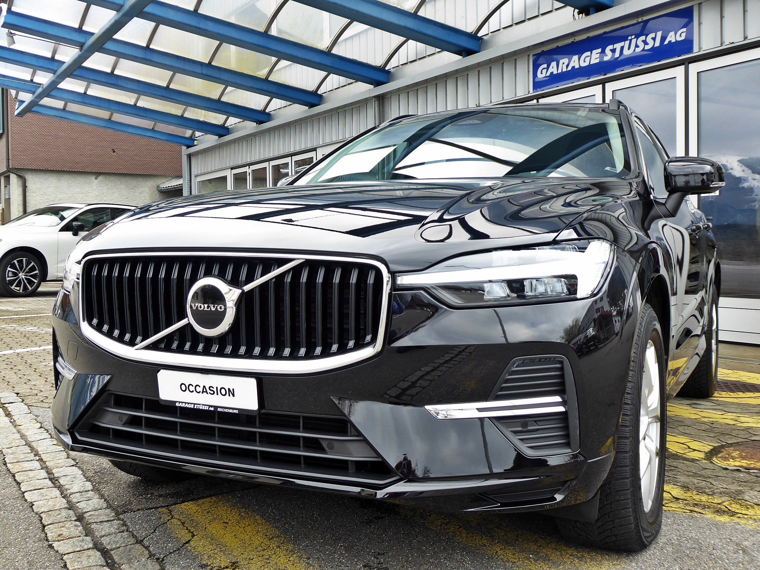 VOLVO XC60 B4 D AWD Momentum