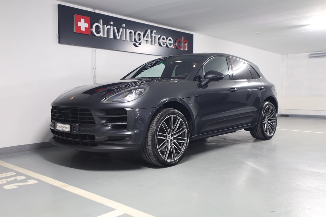 PORSCHE Macan S PDK