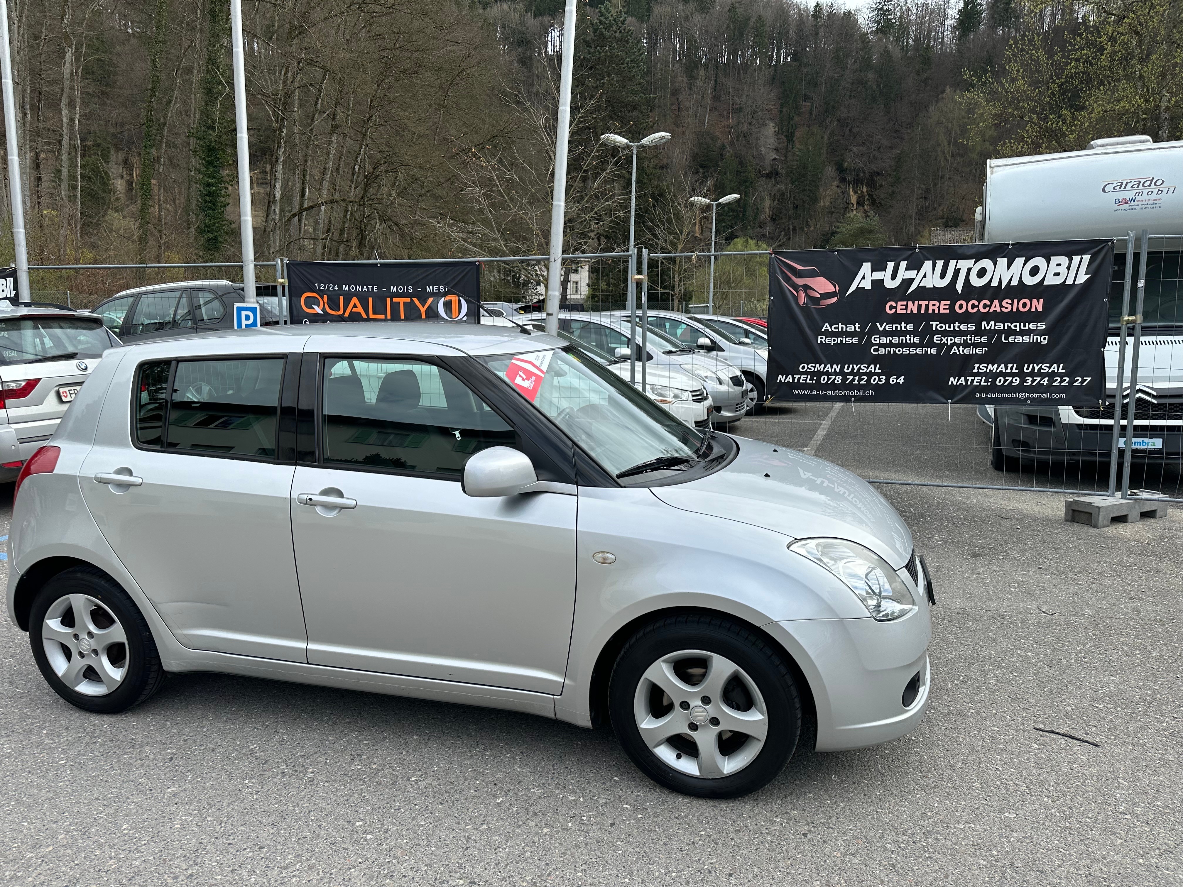 SUZUKI Swift 1.5i 16V VVT GL Top