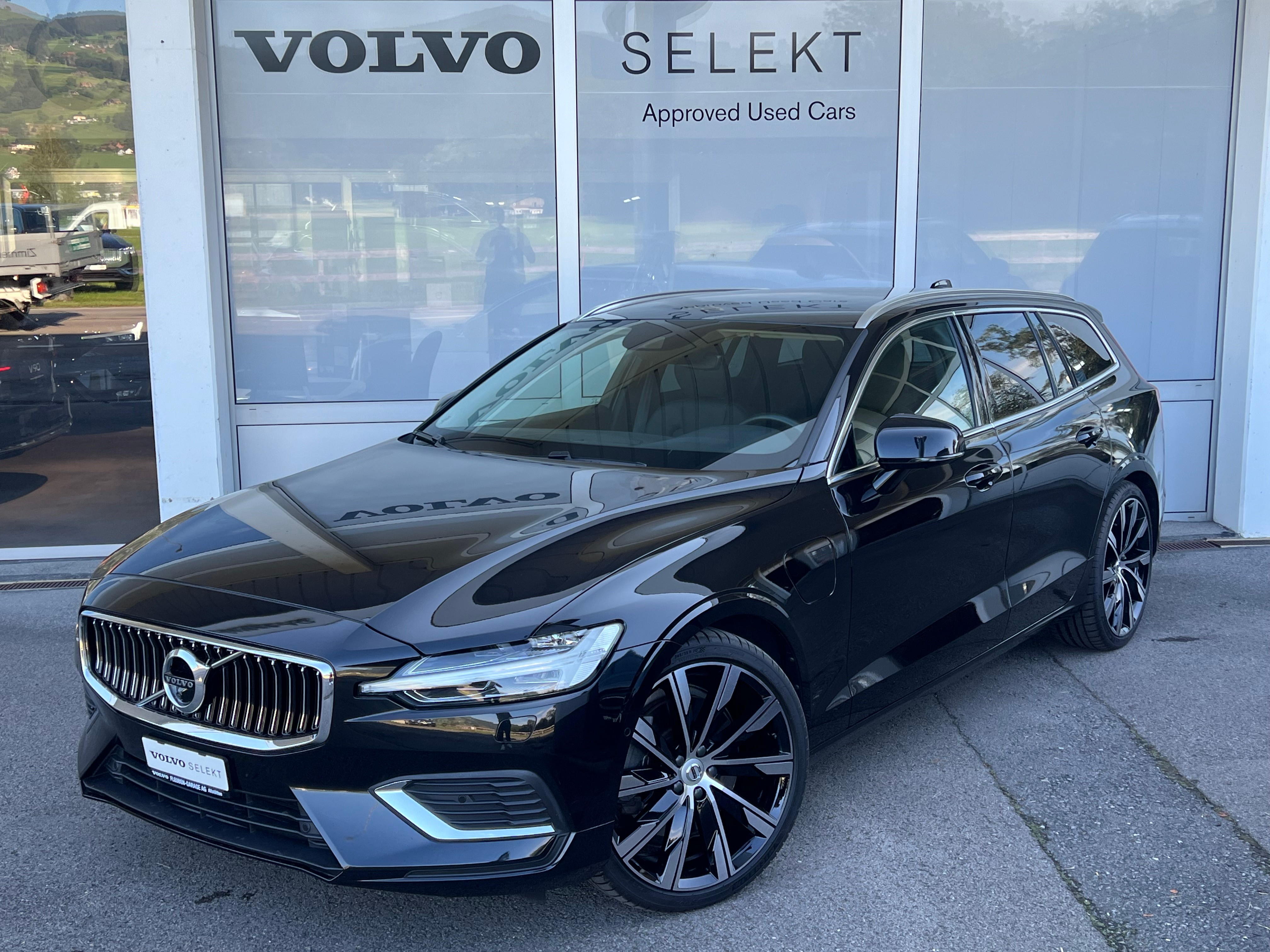 VOLVO V60 T6 eAWD Inscription