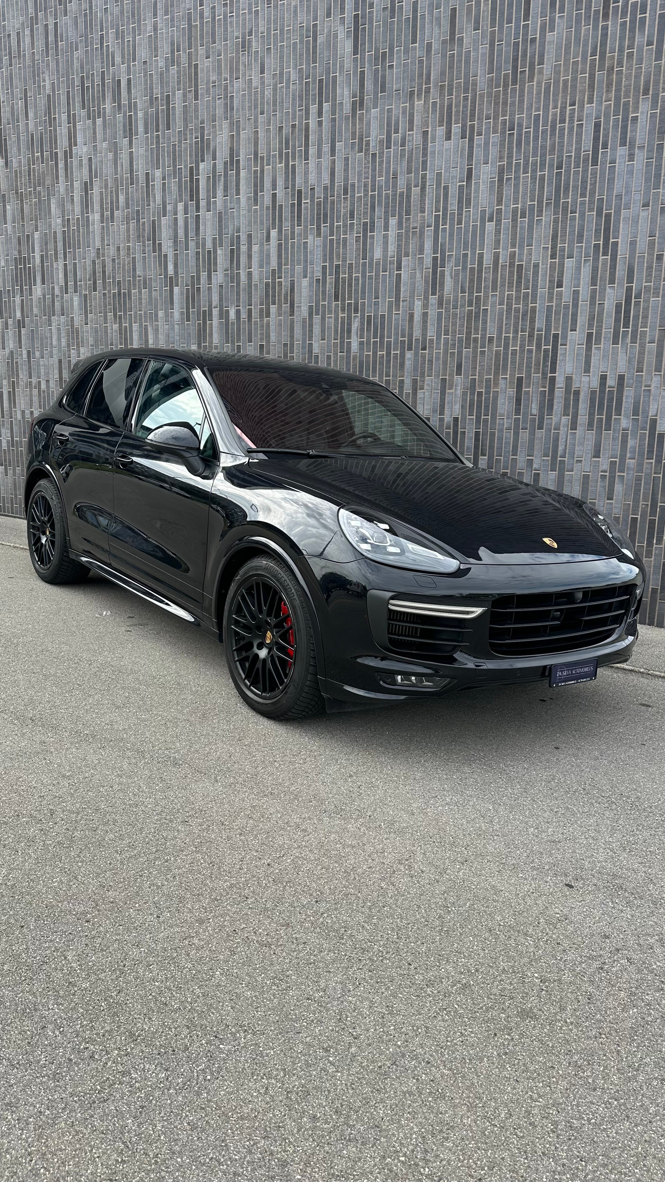 PORSCHE Cayenne GTS