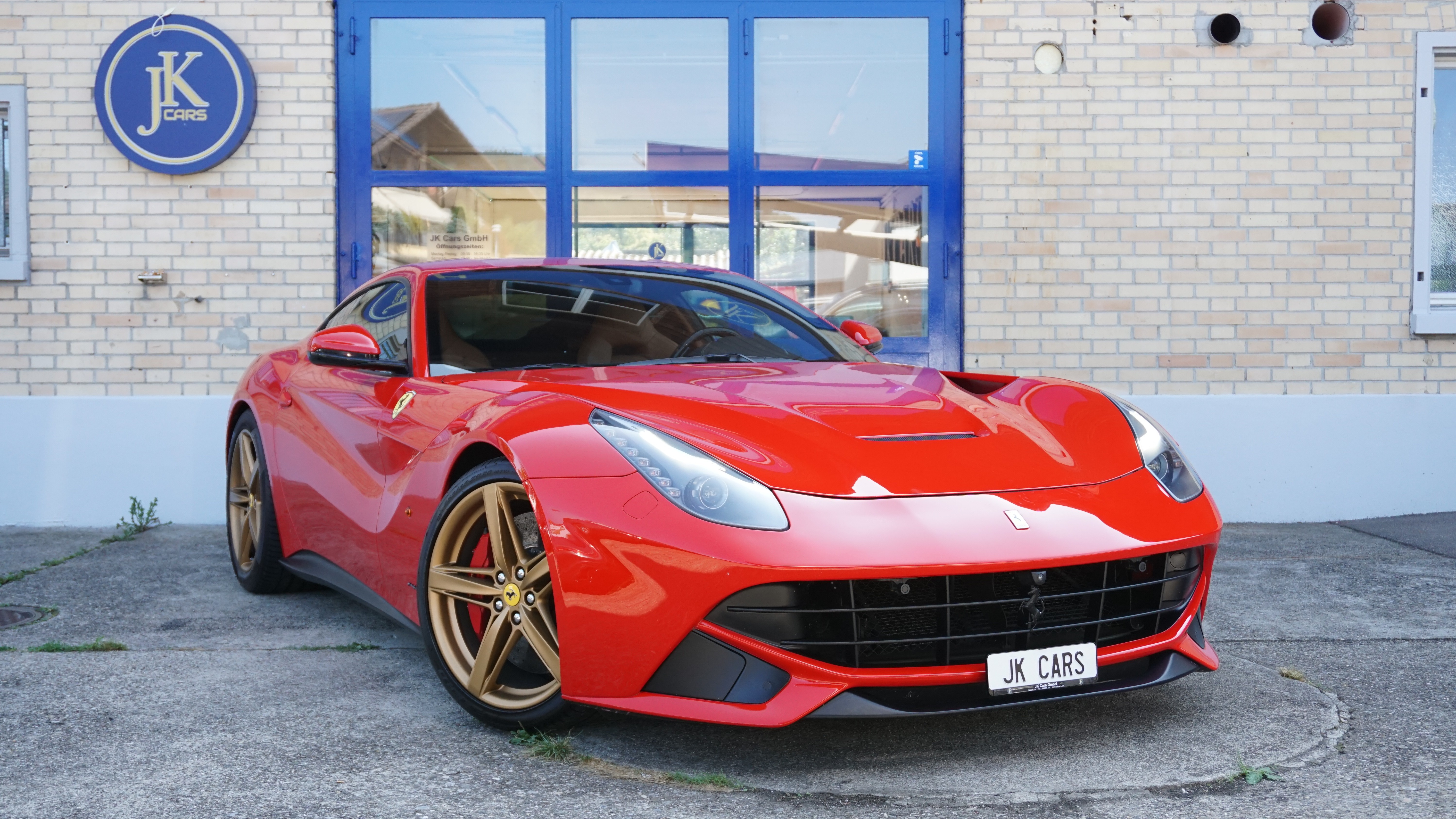 FERRARI F12 Berlinetta