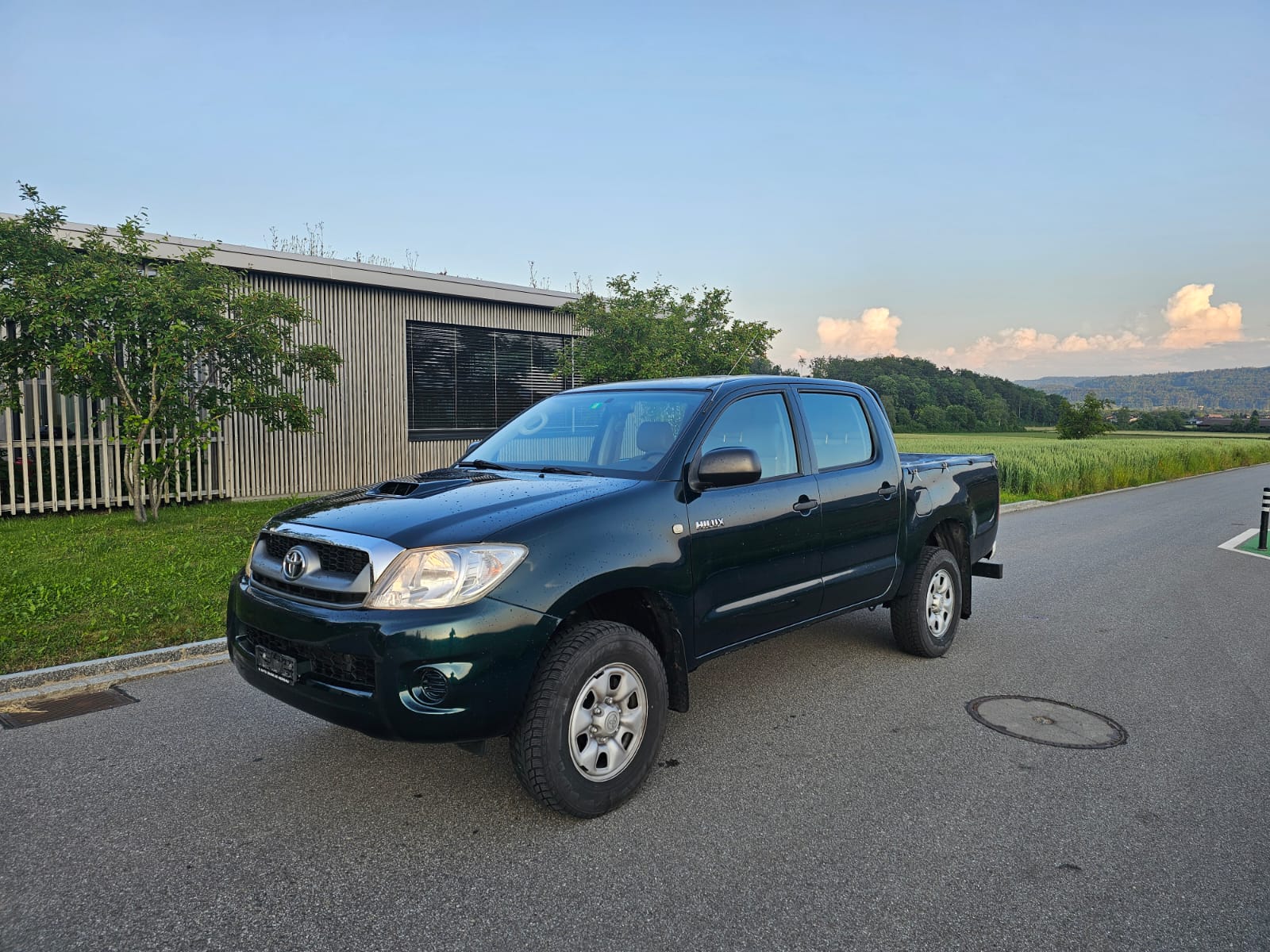 TOYOTA Hilux 4x4 DoubleCab LineaLuna