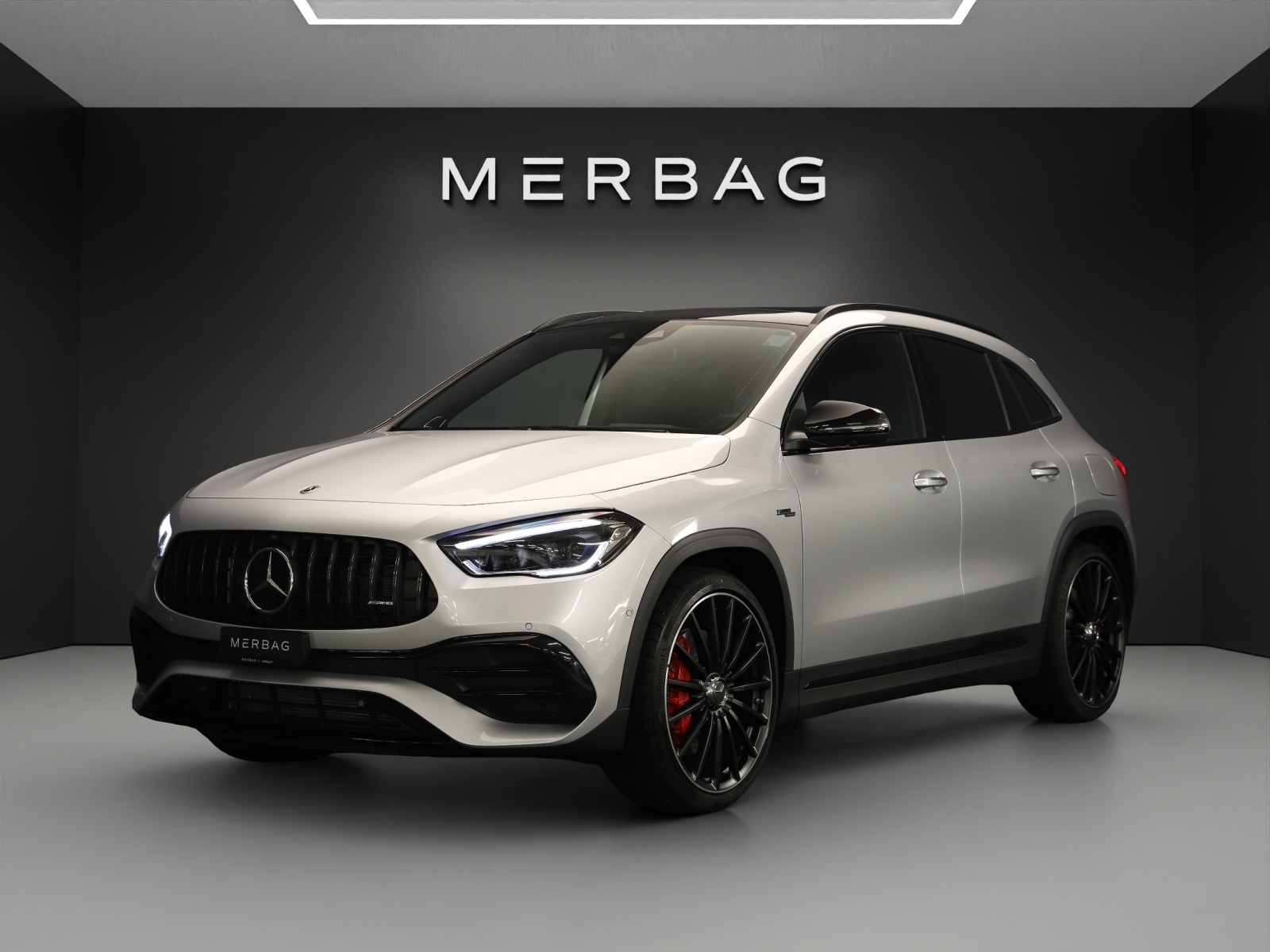 MERCEDES-BENZ GLA 45 S AMG 4Matic+ 8G-Speedshift DCT