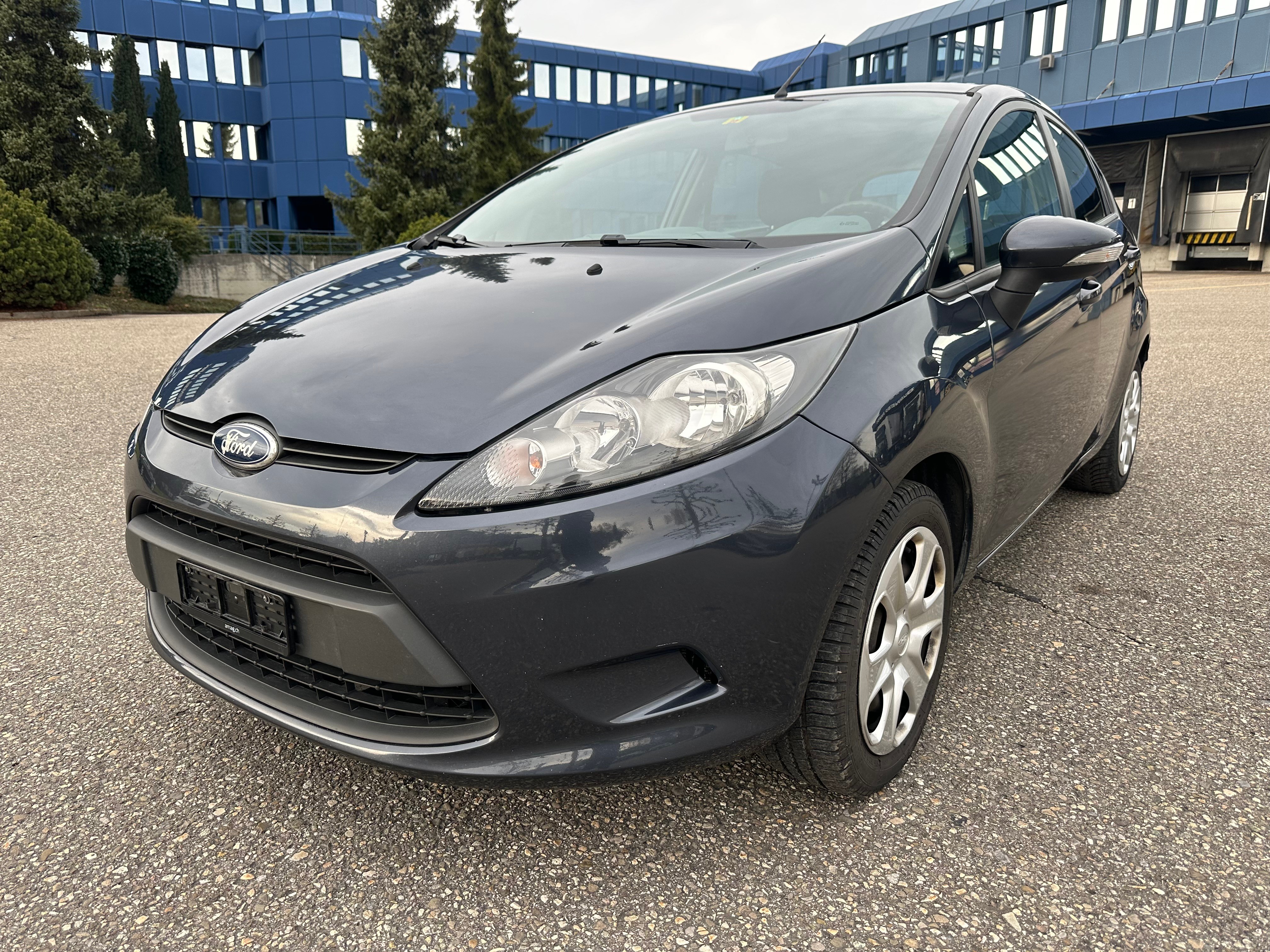 FORD Fiesta 1.25 16V Titanium