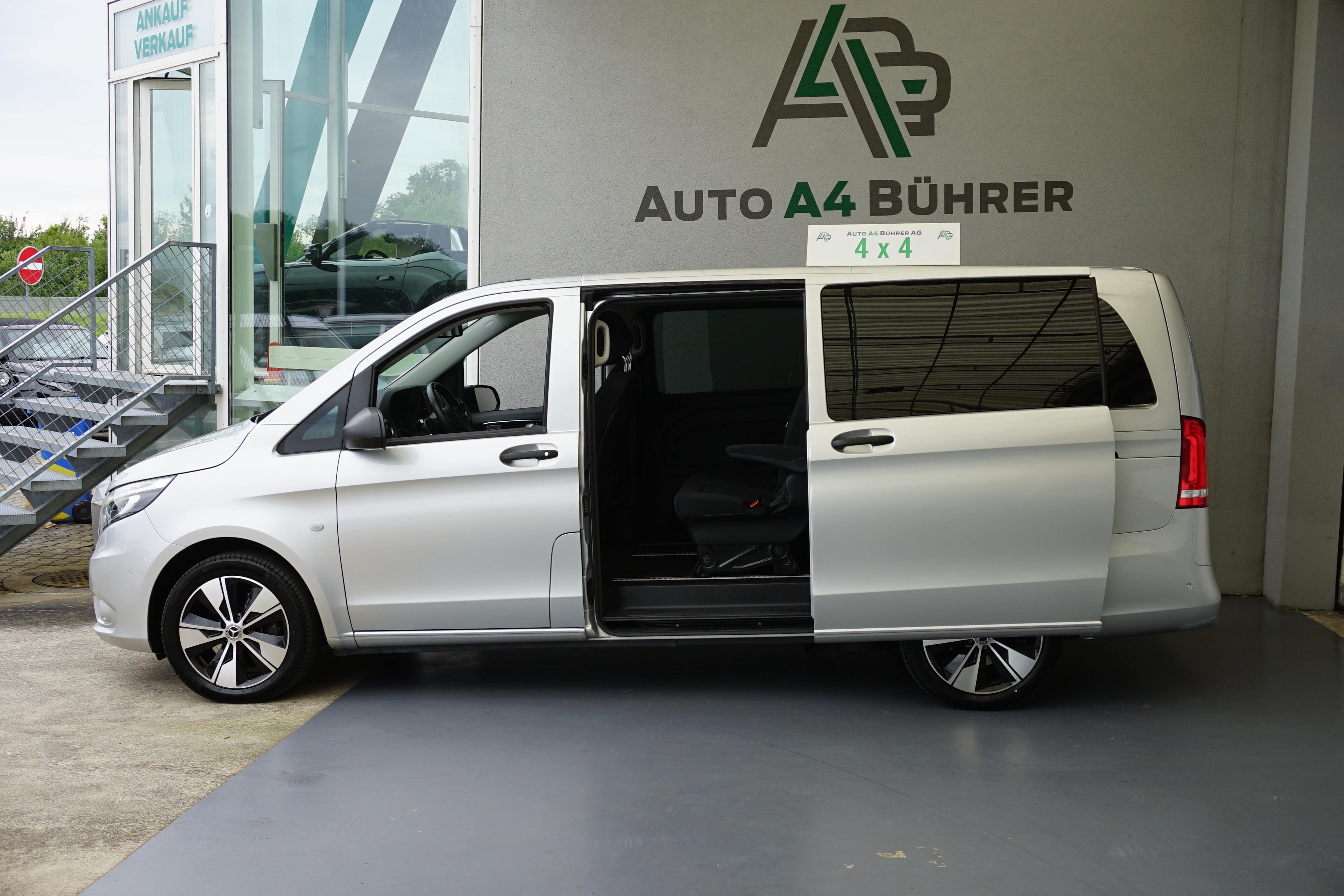 MERCEDES-BENZ Vito 116 CDI L Sel. 4M A