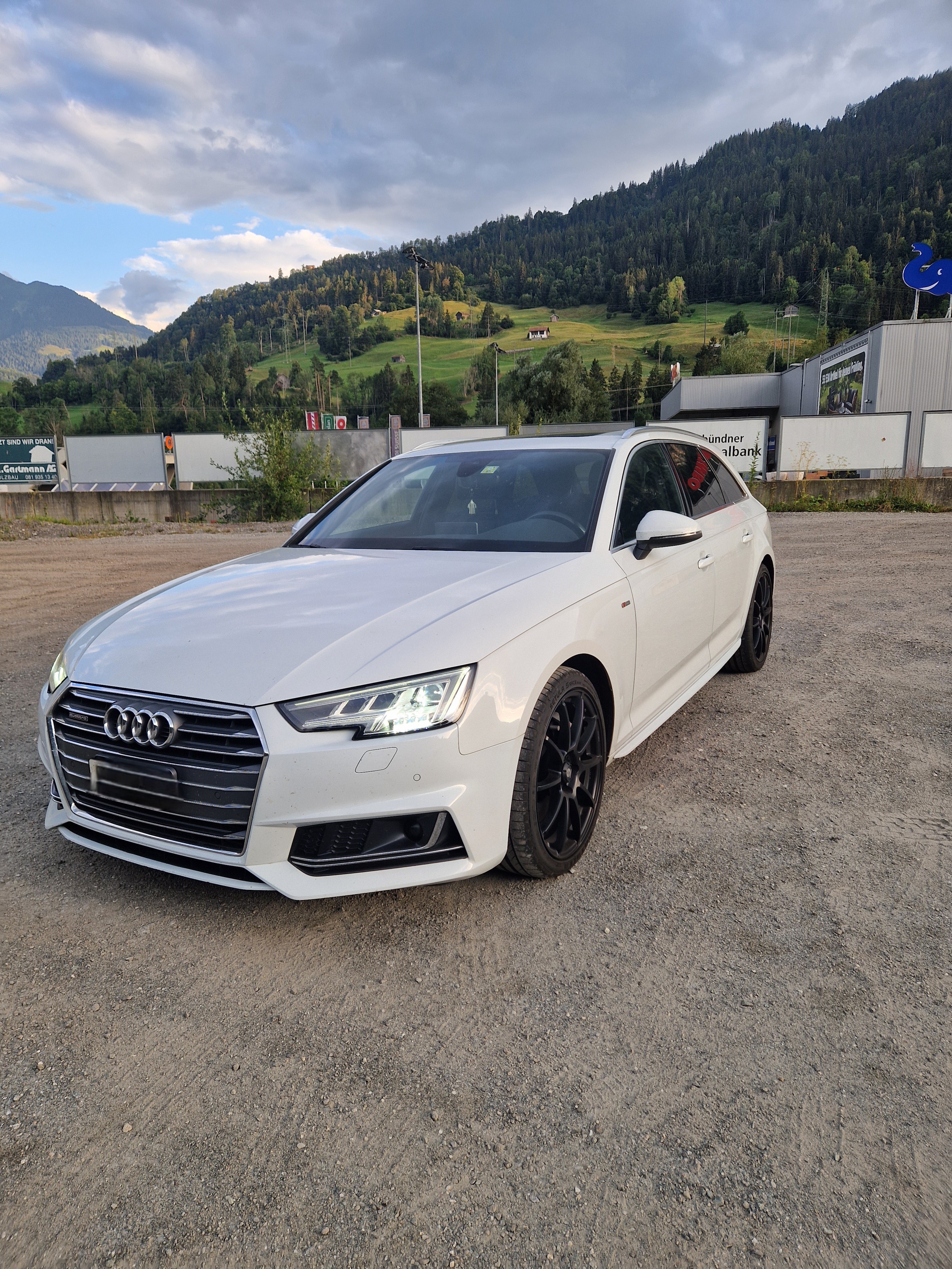 AUDI A4 Avant 3.0 TDI Sport quattro tiptronic